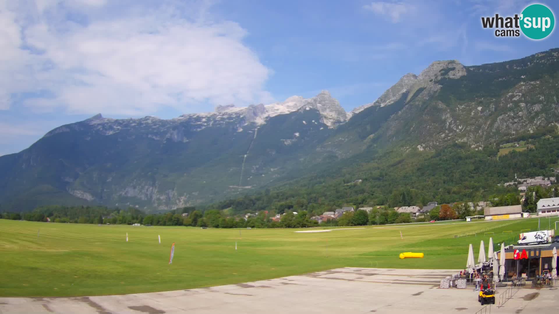 Webcam en direct Aéroport de Bovec – Vue sur Kanin