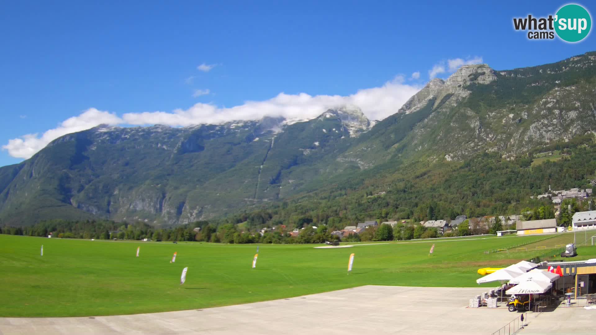 Live webcam Bovec airport – View to Kanin