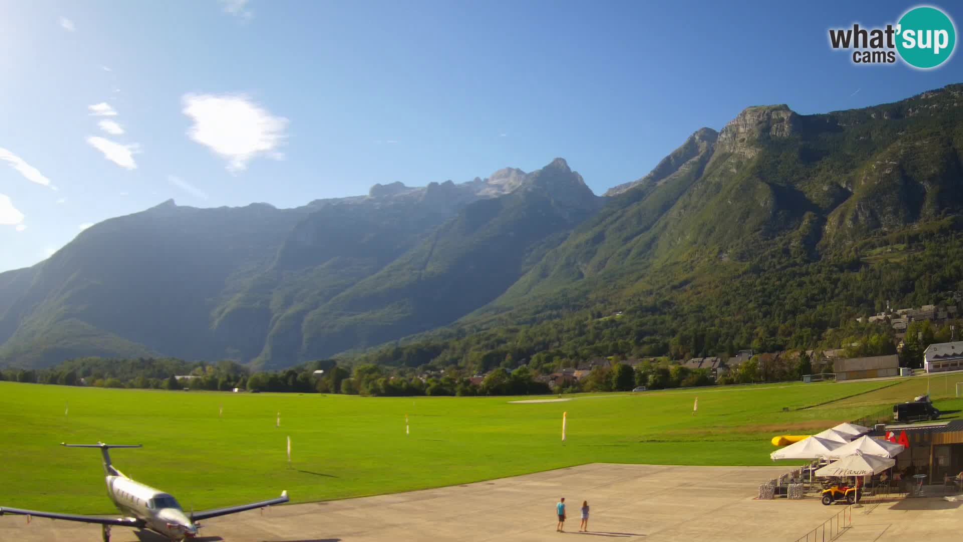 Live webcam Bovec airport – View to Kanin