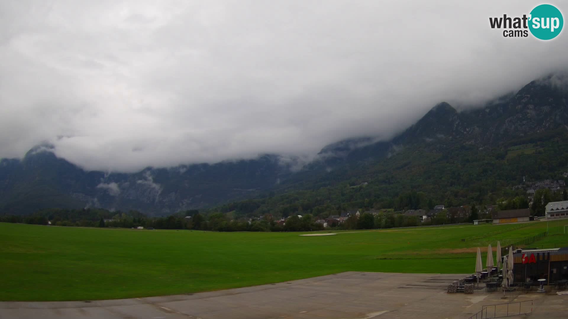 Webcam en direct Aéroport de Bovec – Vue sur Kanin
