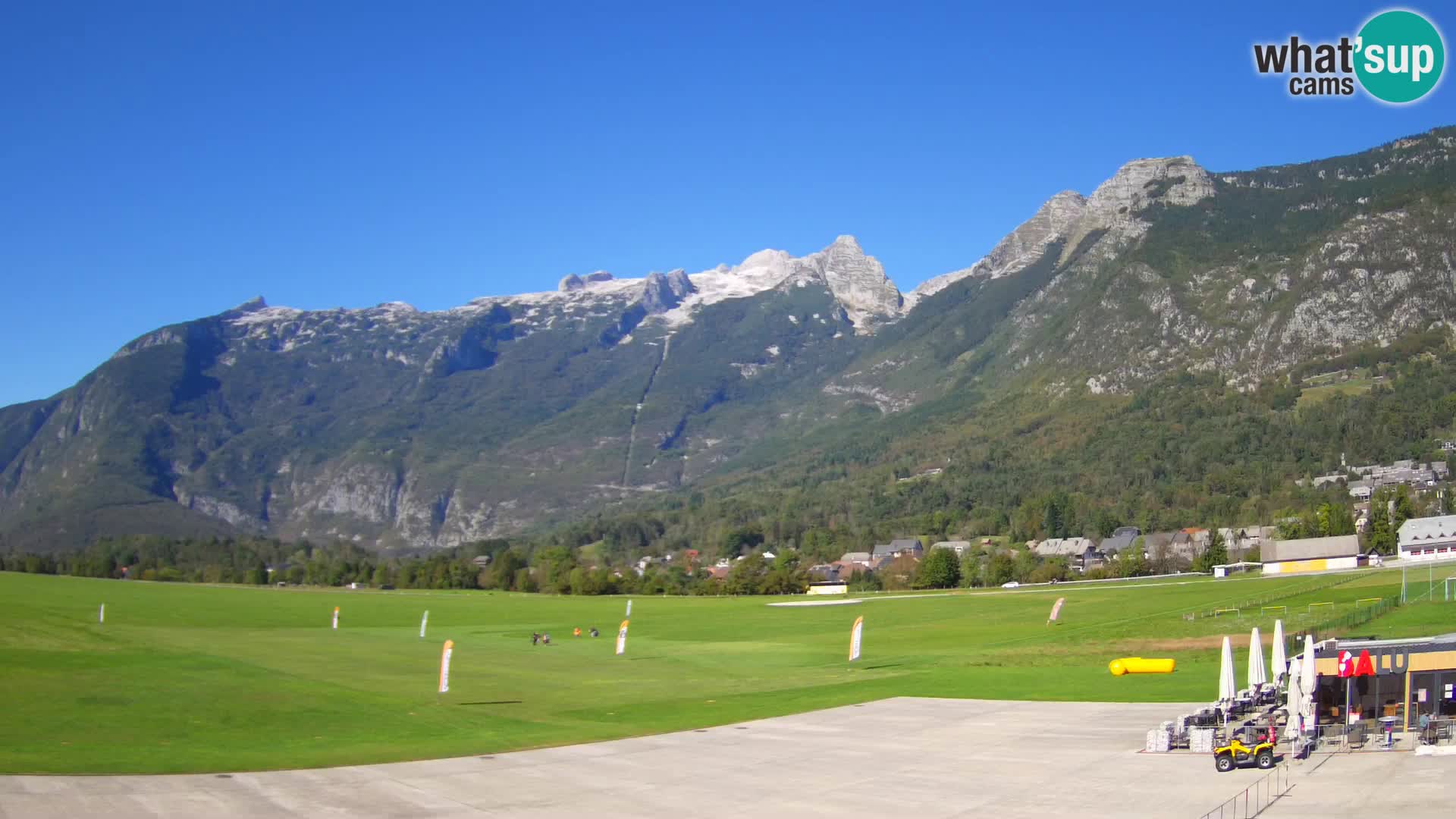 Live webcam Bovec airport – View to Kanin