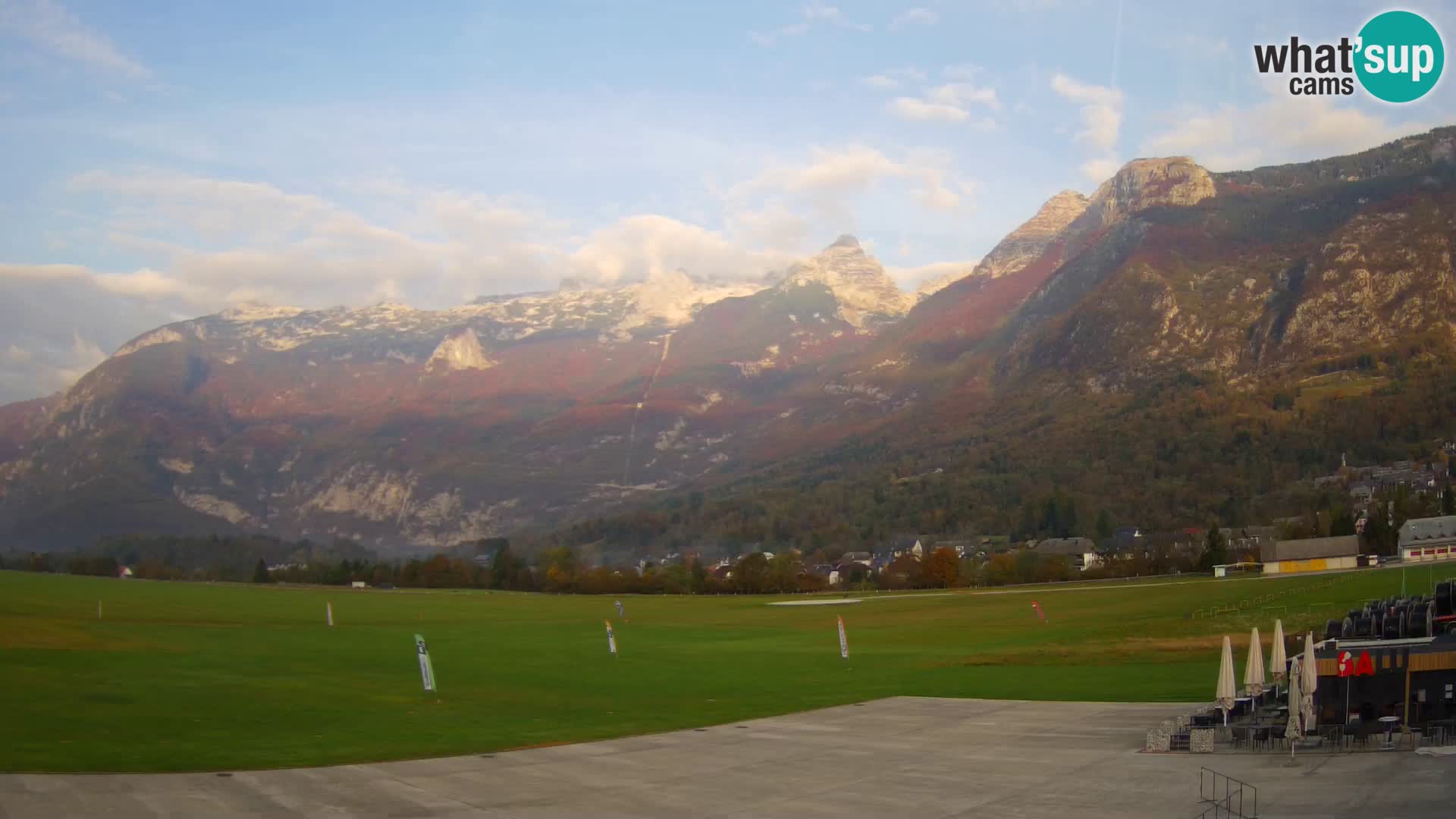Webcam en direct Aéroport de Bovec – Vue sur Kanin