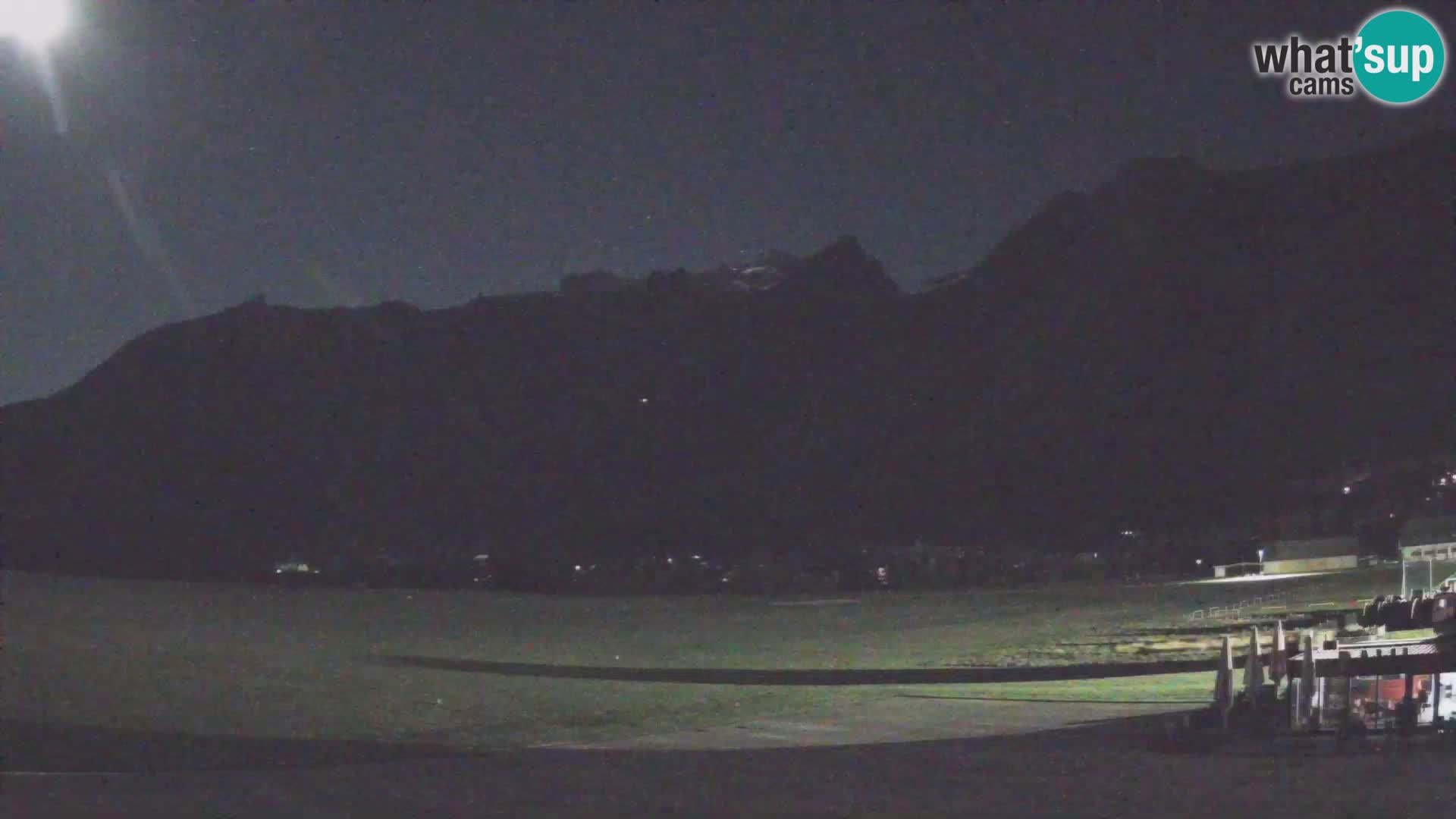 Webcam en direct Aéroport de Bovec – Vue sur Kanin