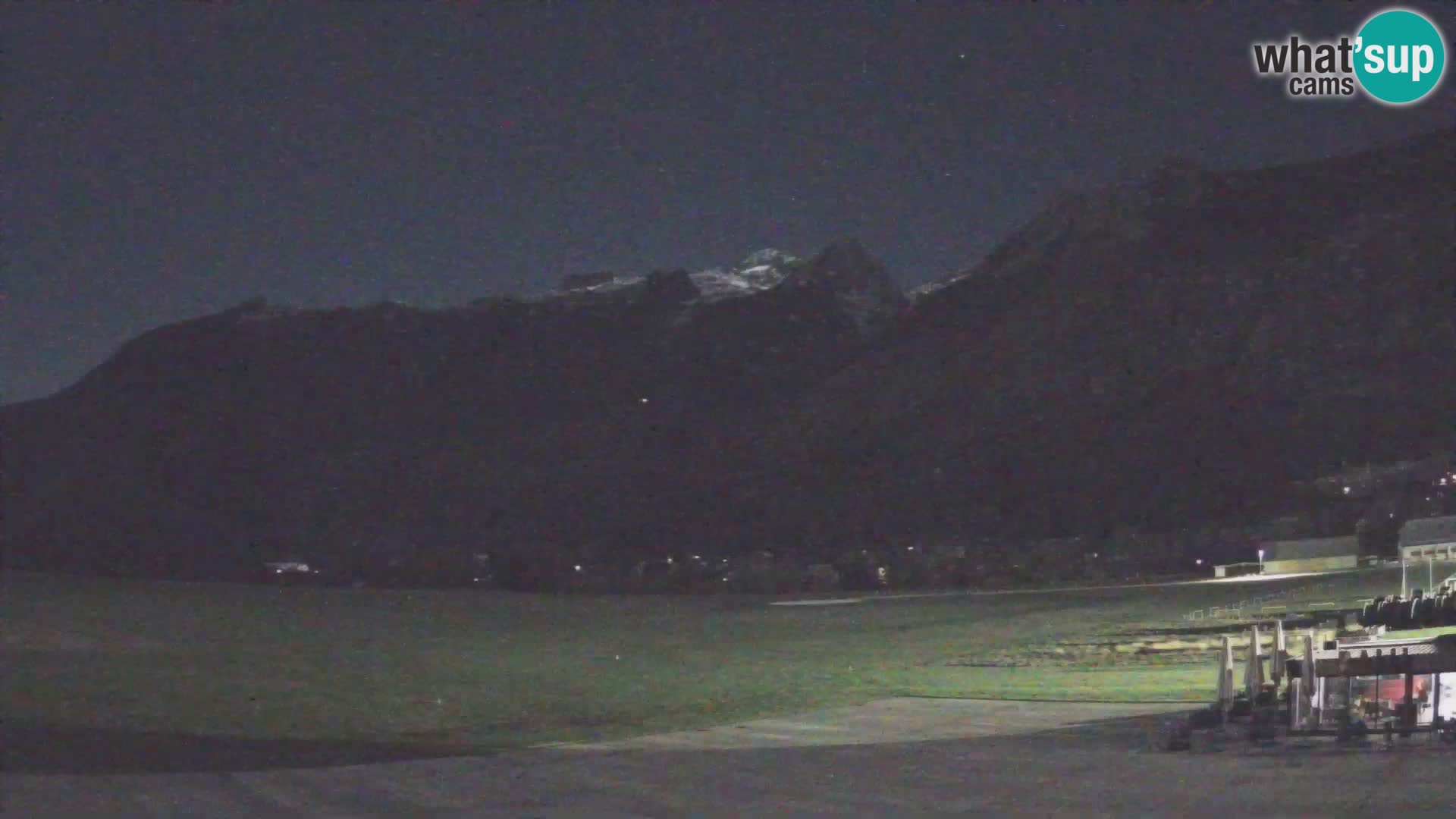 Web kamera uživo Zračna luka Bovec – Pogled na Kanin
