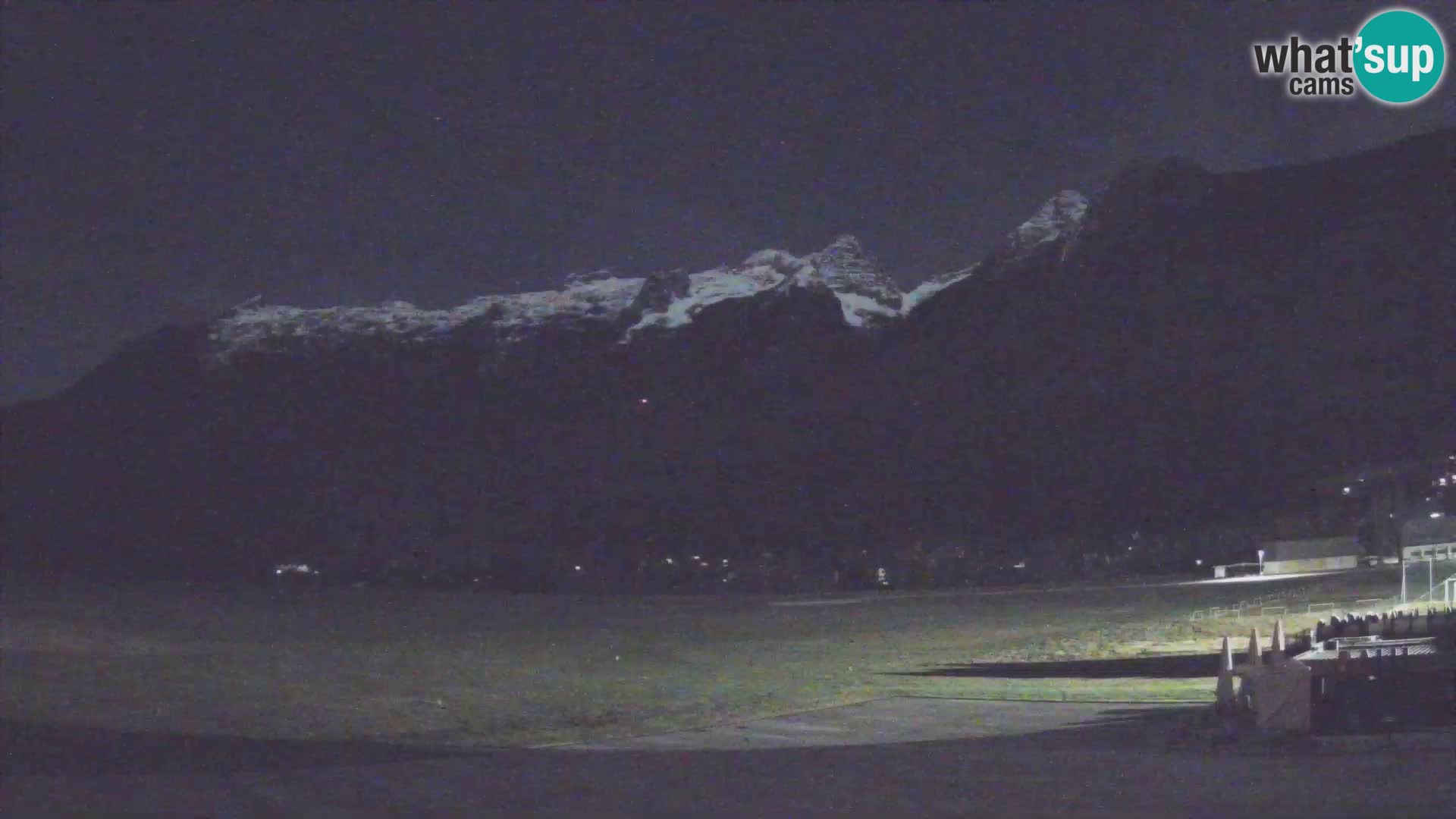 Web kamera uživo Zračna luka Bovec – Pogled na Kanin