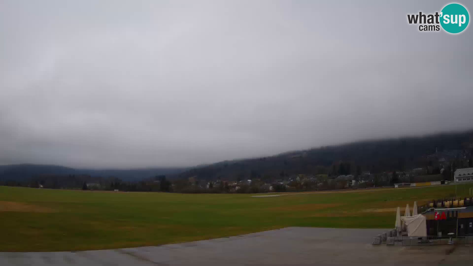 Webcam en direct Aéroport de Bovec – Vue sur Kanin