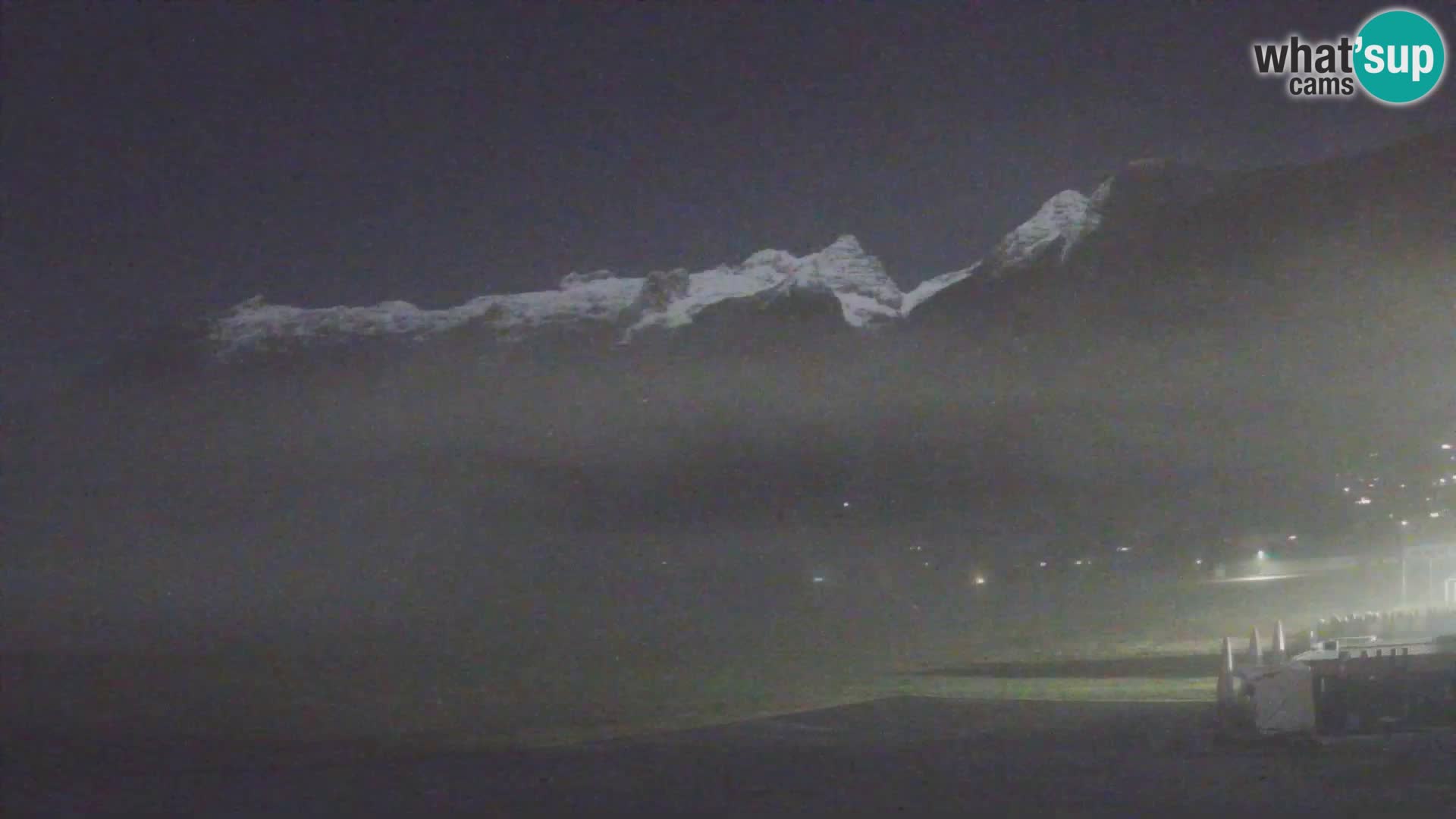 Web kamera uživo Zračna luka Bovec – Pogled na Kanin