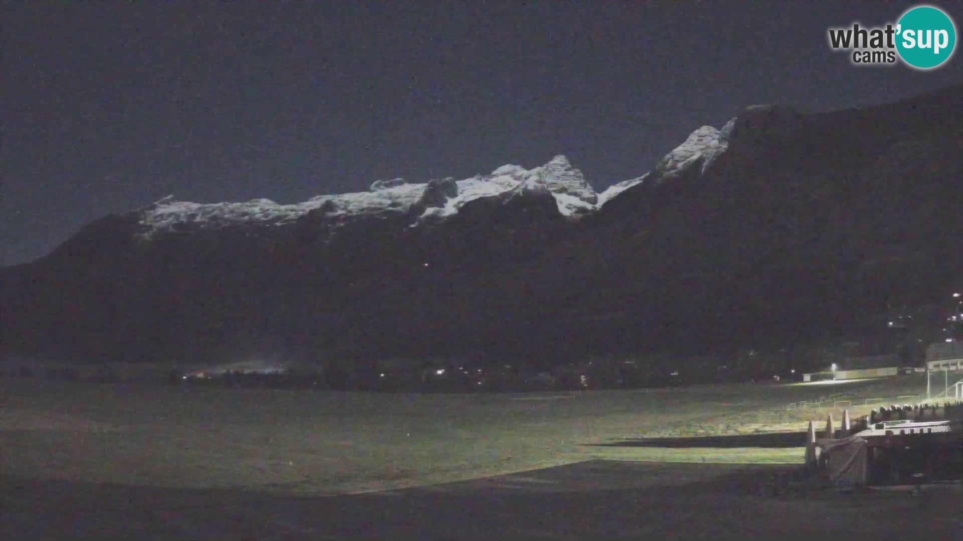 Web kamera uživo Zračna luka Bovec – Pogled na Kanin