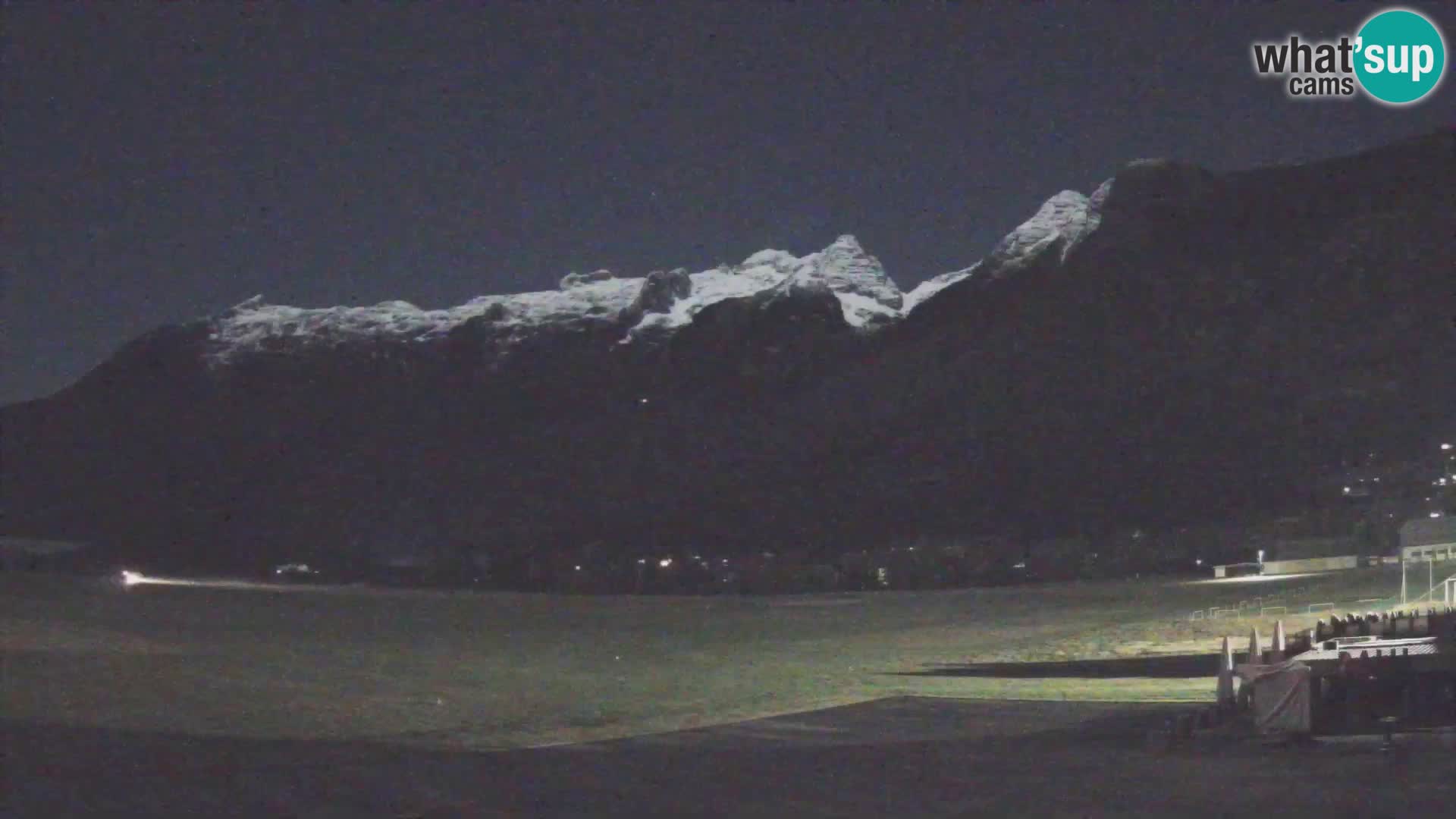 Webcam en direct Aéroport de Bovec – Vue sur Kanin
