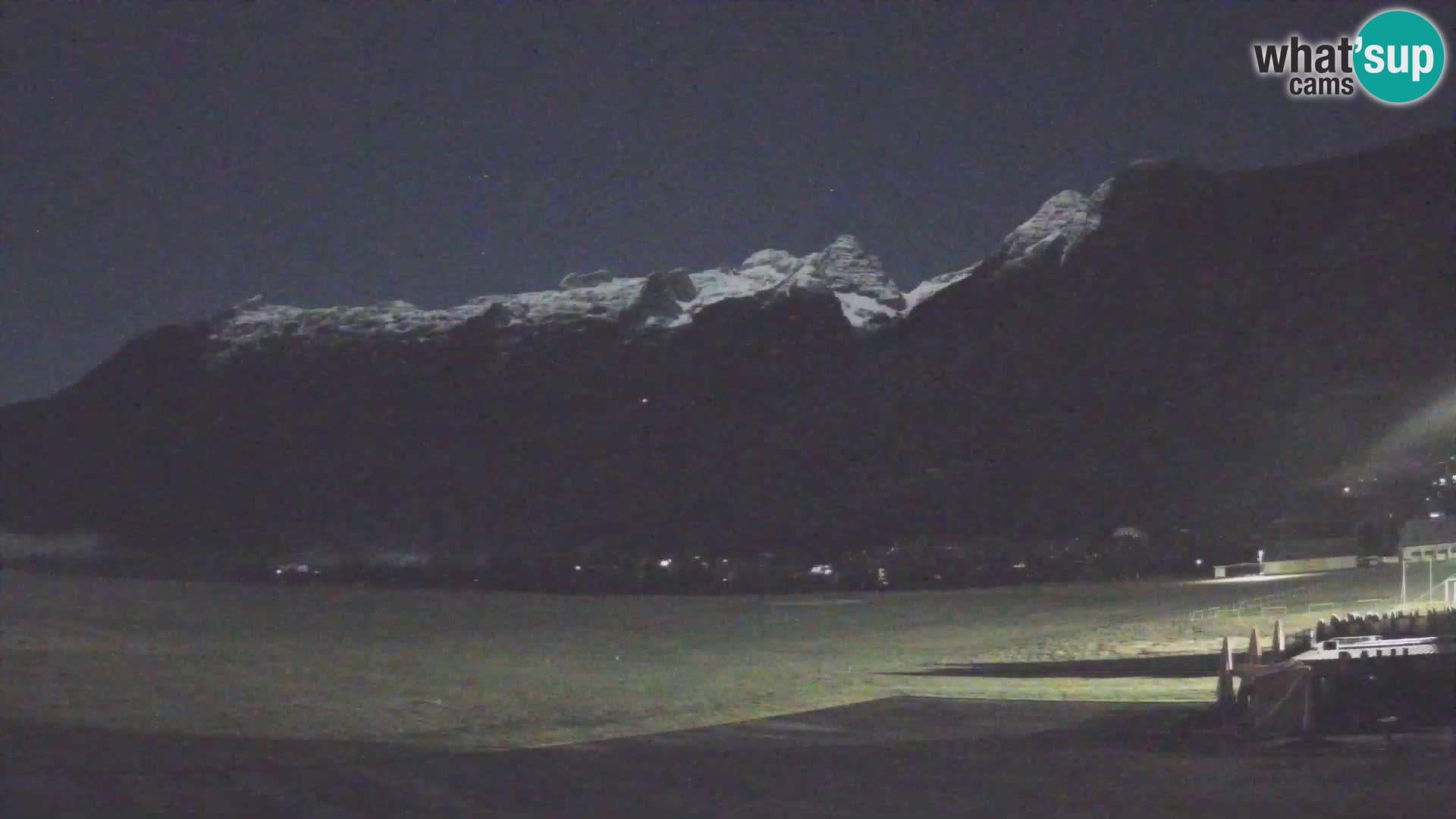 Webcam en direct Aéroport de Bovec – Vue sur Kanin