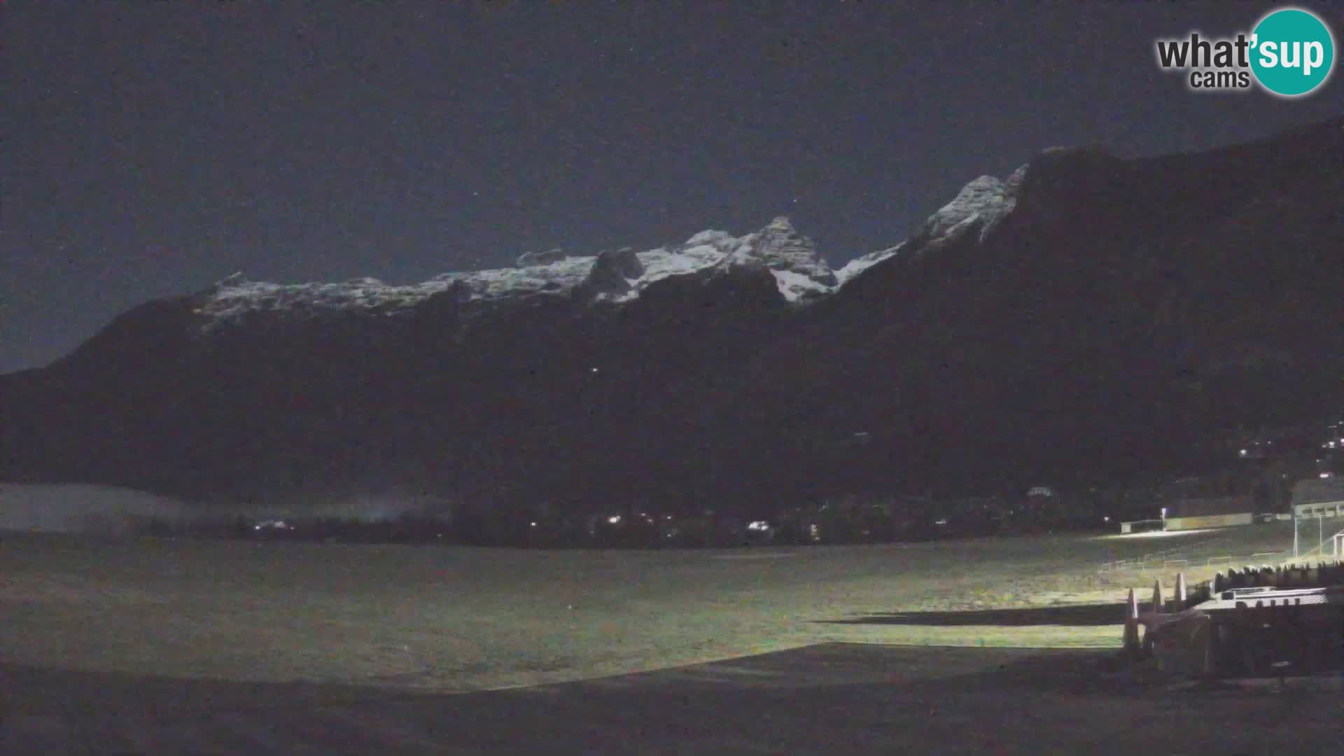 Webcam en direct Aéroport de Bovec – Vue sur Kanin