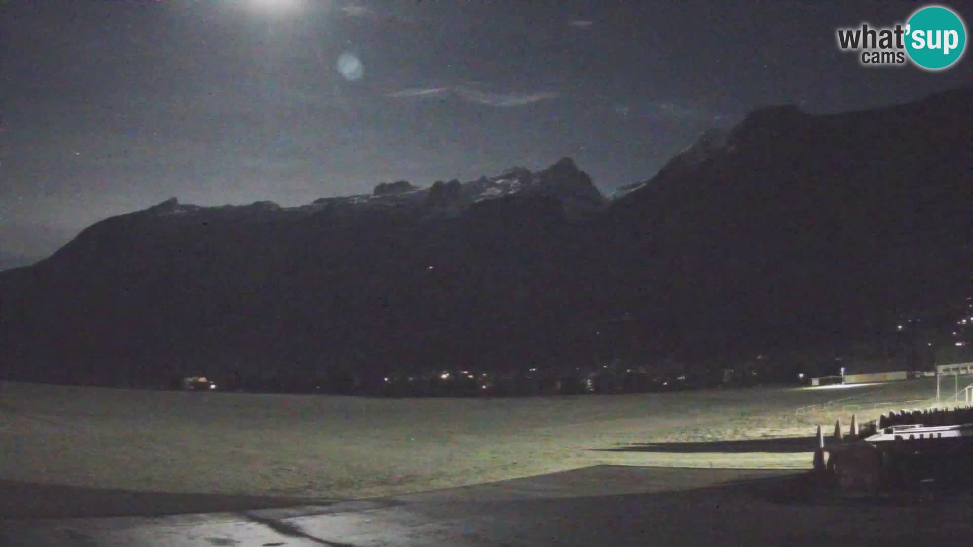 Webcam en direct Aéroport de Bovec – Vue sur Kanin