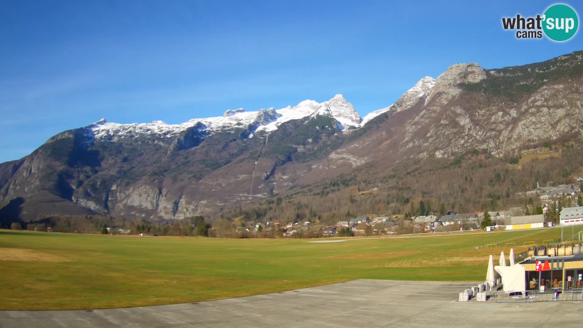 Cámara web en vivo Aeropuerto de Bovec – Vista a Kanin