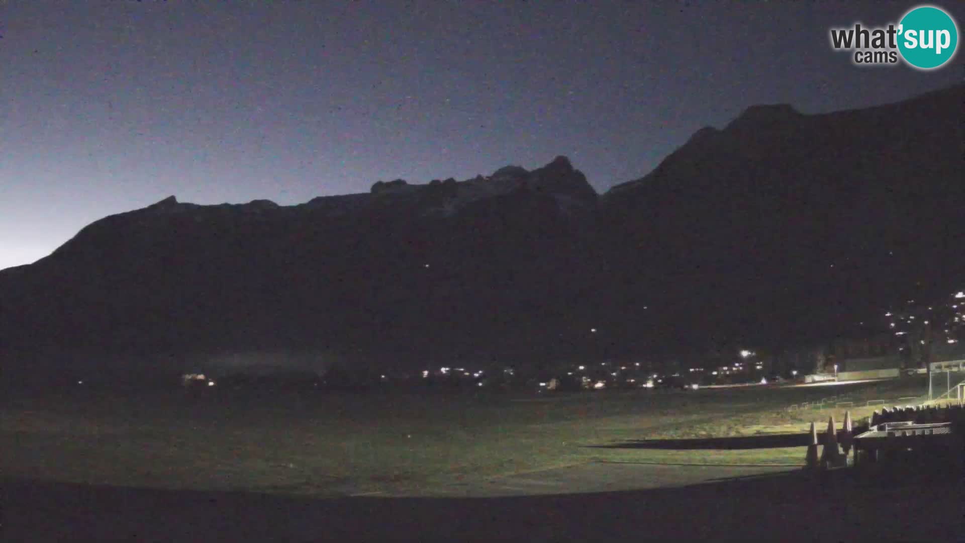 Web kamera uživo Zračna luka Bovec – Pogled na Kanin