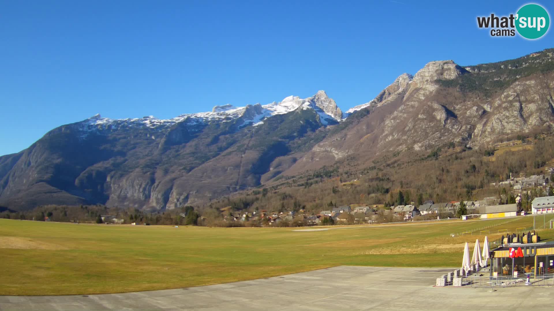 Webcam en direct Aéroport de Bovec – Vue sur Kanin