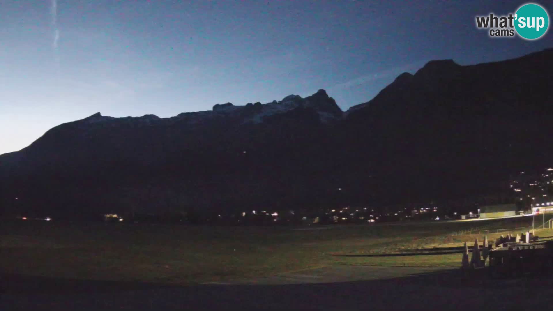 Webcam en direct Aéroport de Bovec – Vue sur Kanin