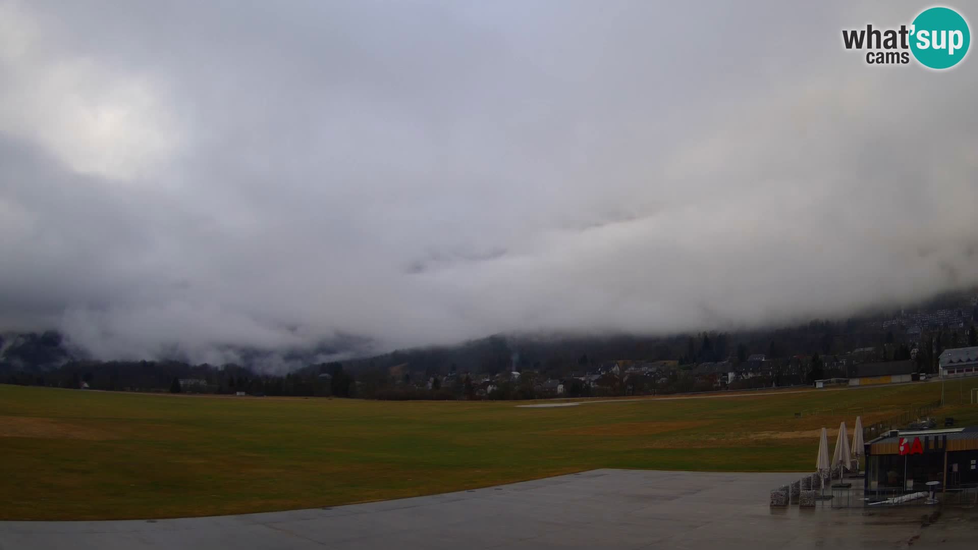 Webcam en direct Aéroport de Bovec – Vue sur Kanin