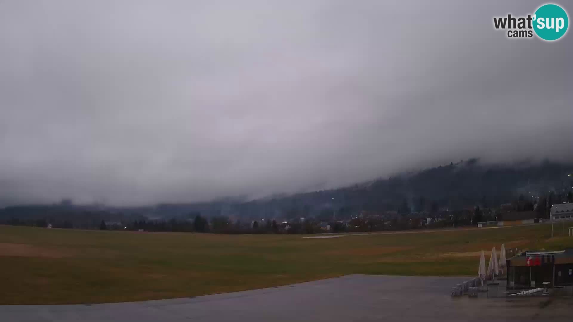 Webcam en direct Aéroport de Bovec – Vue sur Kanin