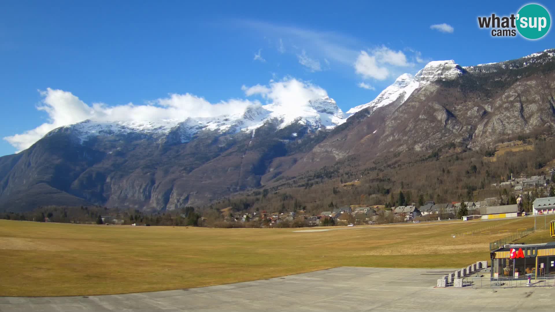 Webcam en direct Aéroport de Bovec – Vue sur Kanin