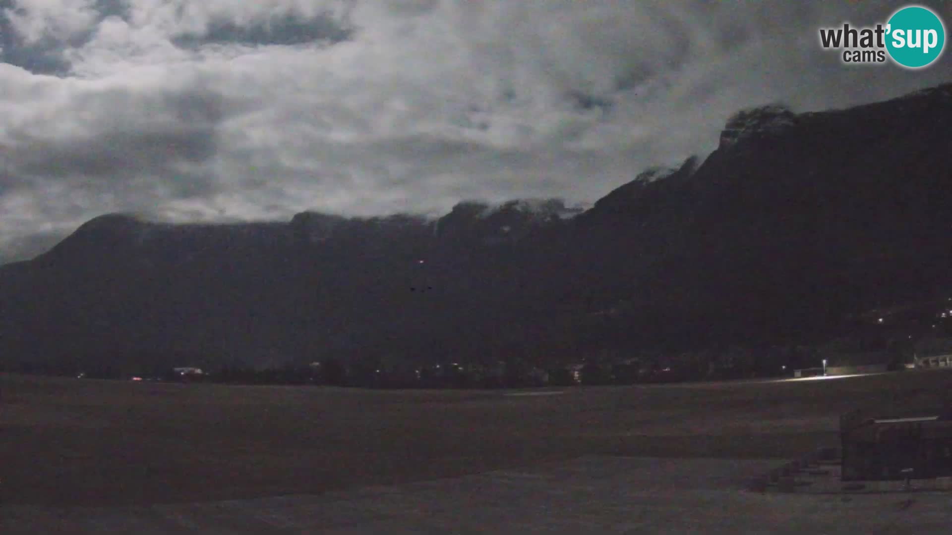 Live webcam Bovec airport – View to Kanin