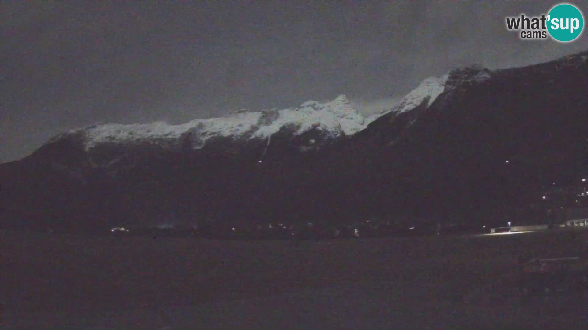 Spletna kamera letališče Bovec – pogled proti Kaninu