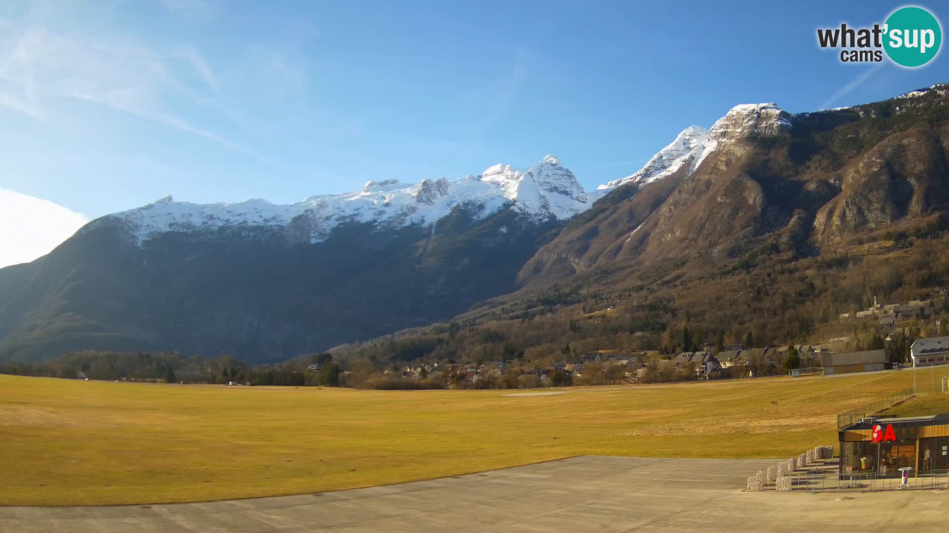 Webcam en direct Aéroport de Bovec – Vue sur Kanin