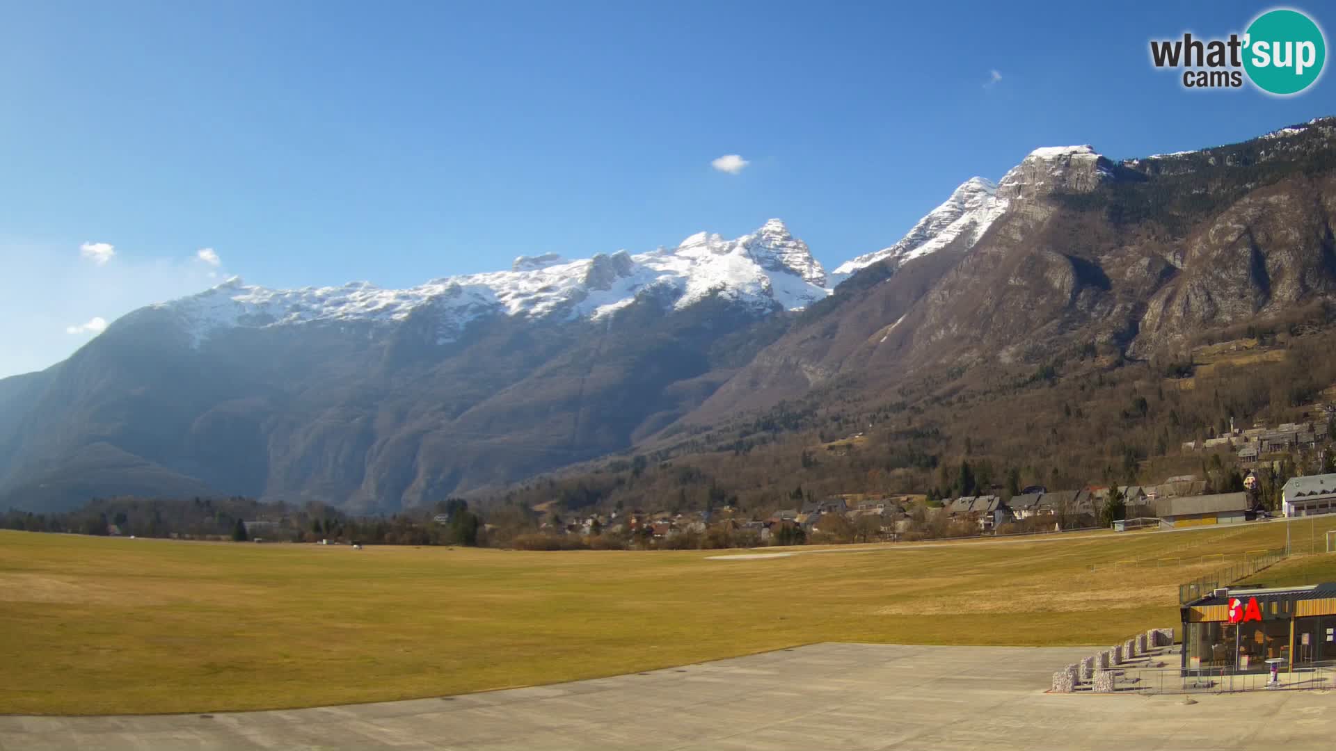 Cámara web en vivo Aeropuerto de Bovec – Vista a Kanin