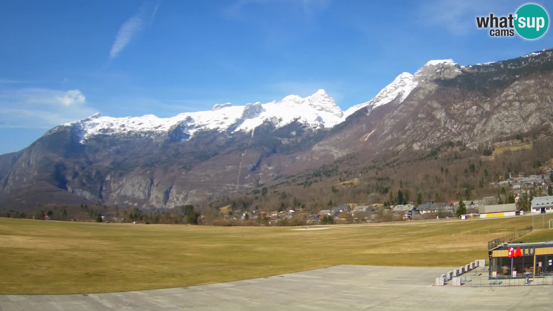 Cámara web en vivo Aeropuerto de Bovec – Vista a Kanin
