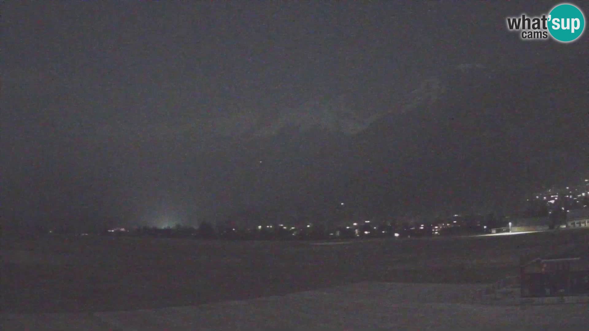 Spletna kamera letališče Bovec – pogled proti Kaninu