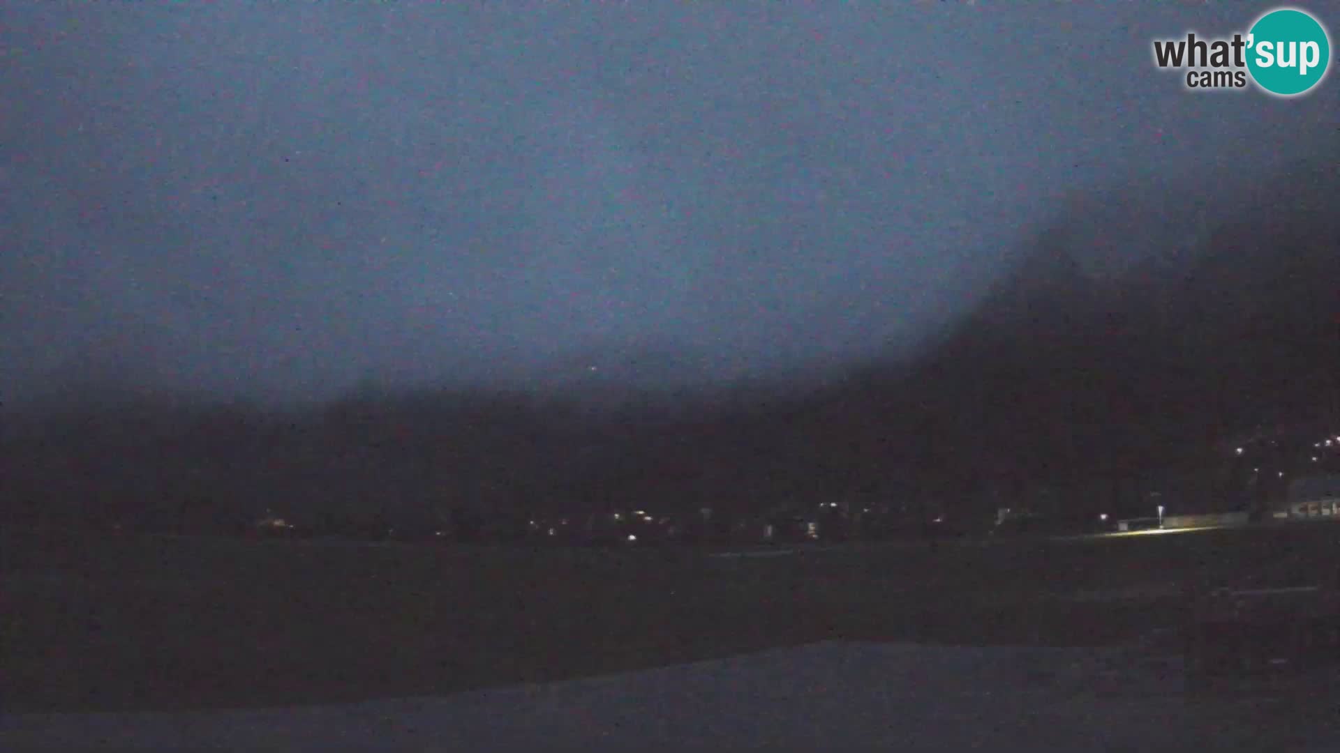 Spletna kamera letališče Bovec – pogled proti Kaninu