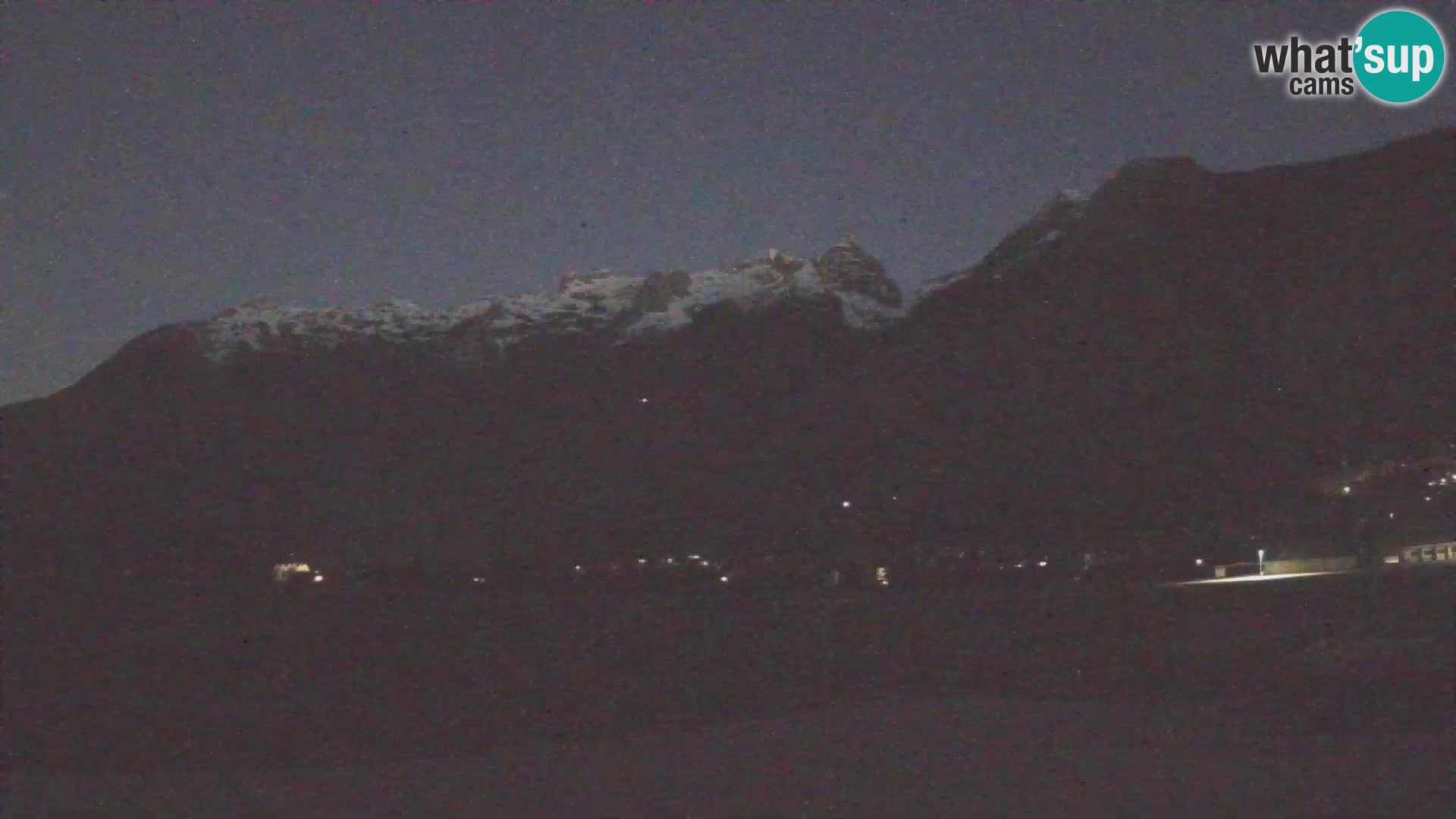 Webcam en direct Aéroport de Bovec – Vue sur Kanin