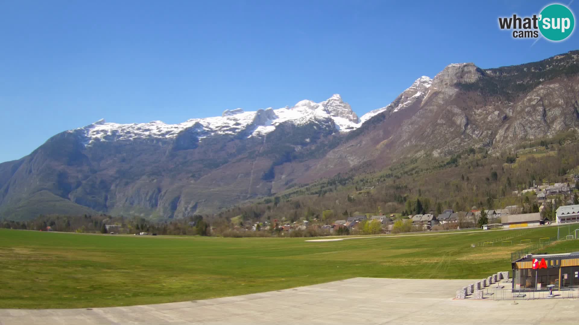 Webcam en direct Aéroport de Bovec – Vue sur Kanin