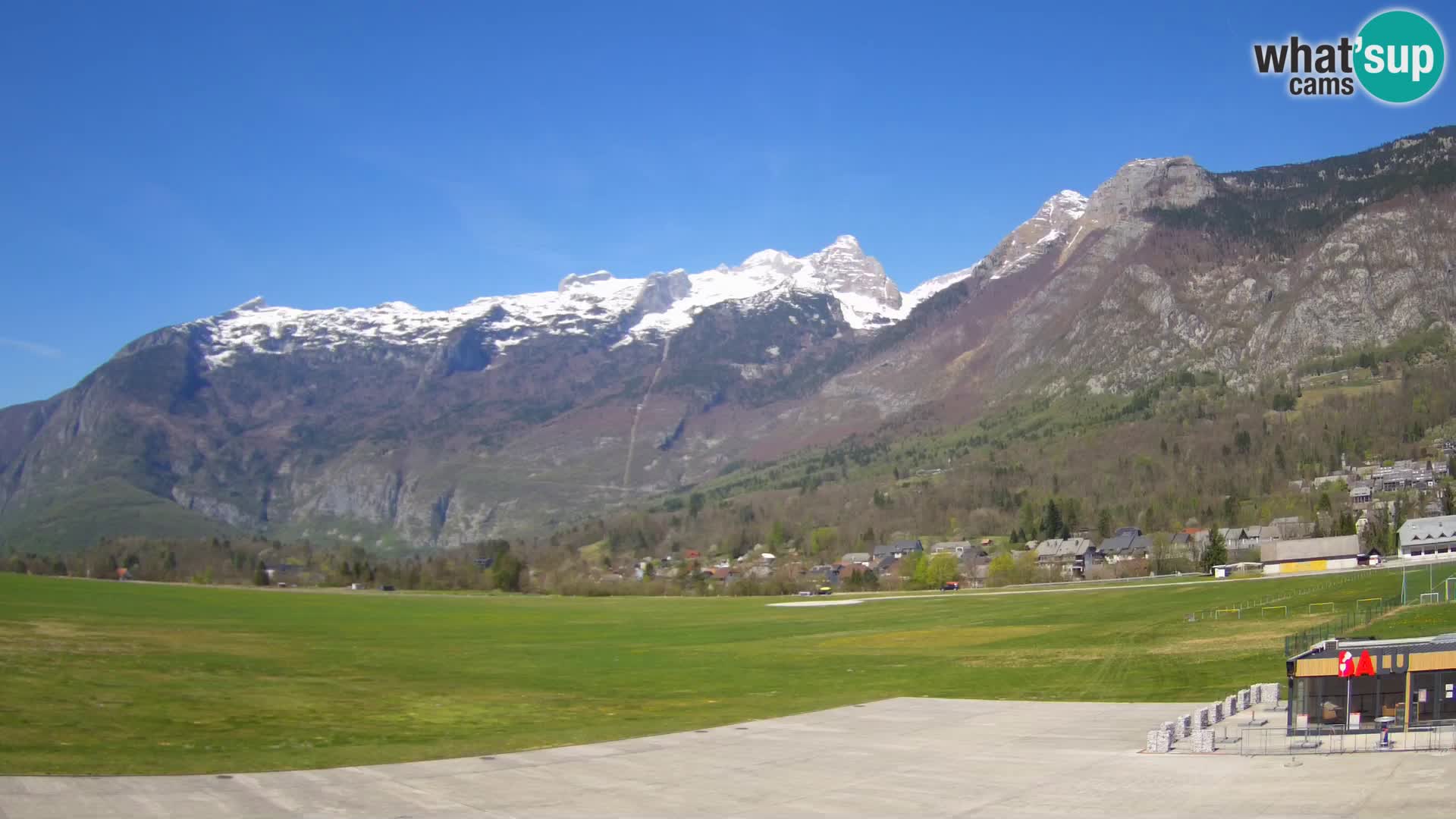 Cámara web en vivo Aeropuerto de Bovec – Vista a Kanin