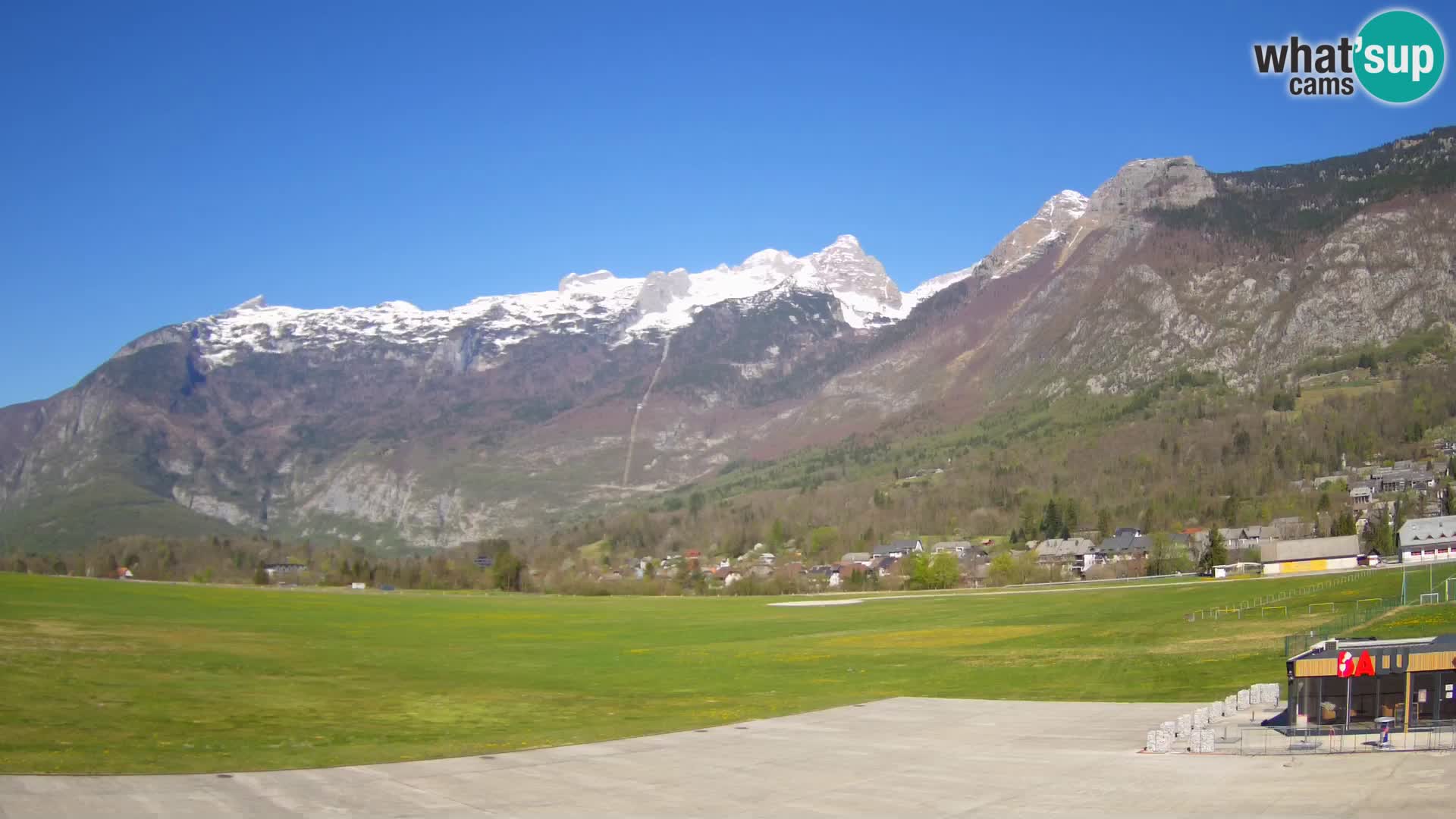 Webcam en direct Aéroport de Bovec – Vue sur Kanin