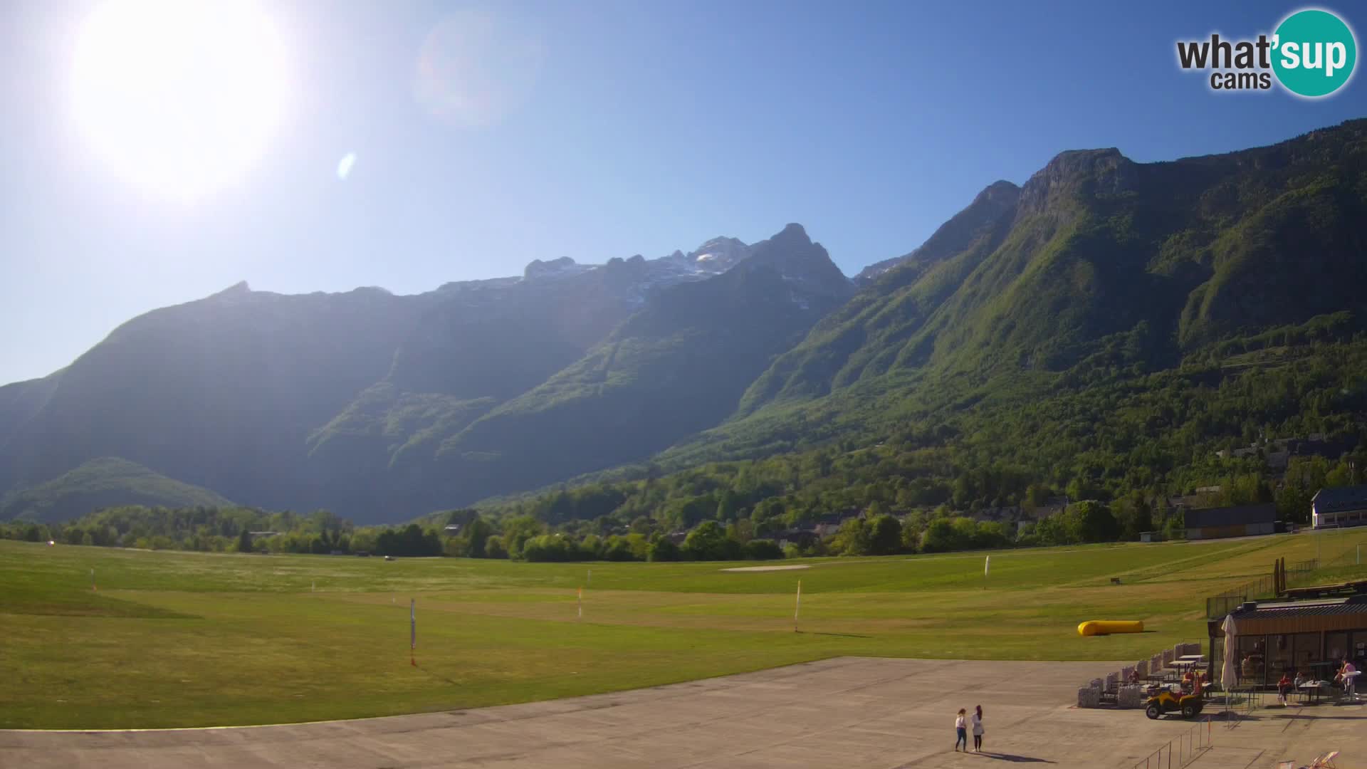 Webcam en direct Aéroport de Bovec – Vue sur Kanin