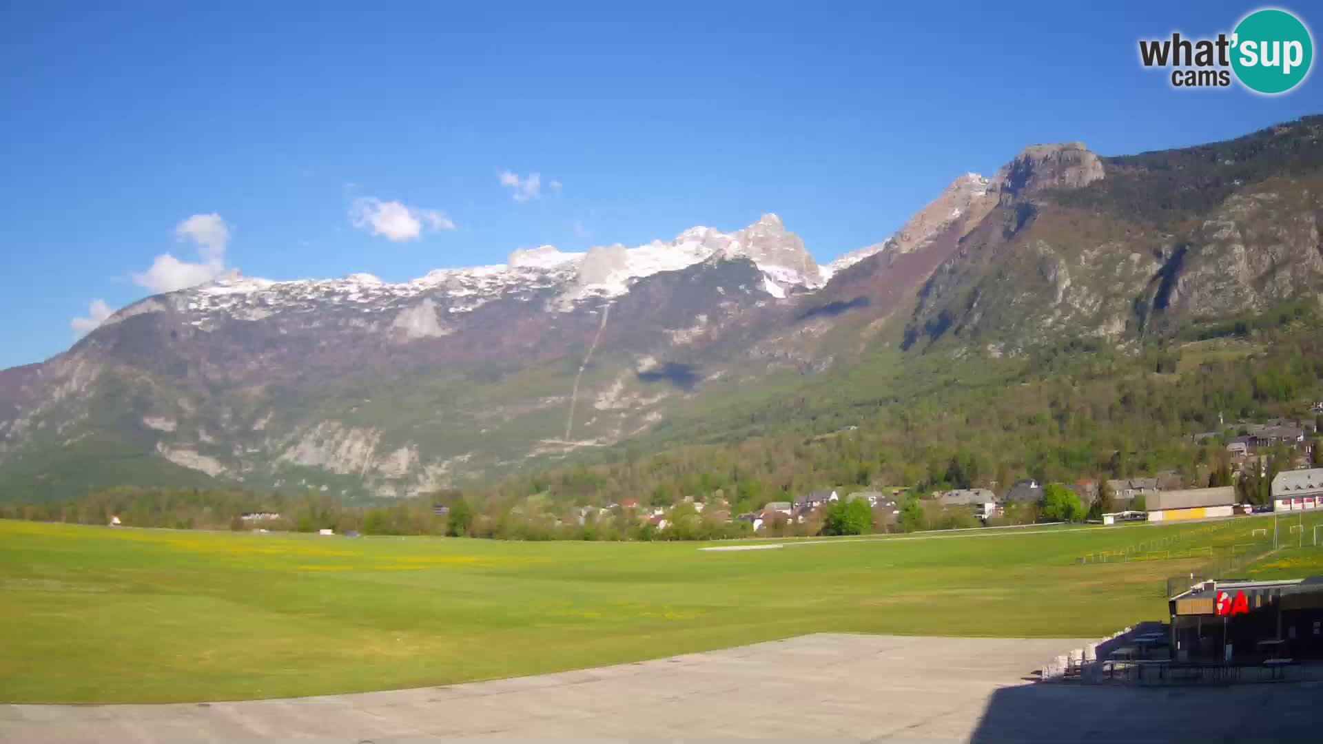 Webcam en direct Aéroport de Bovec – Vue sur Kanin