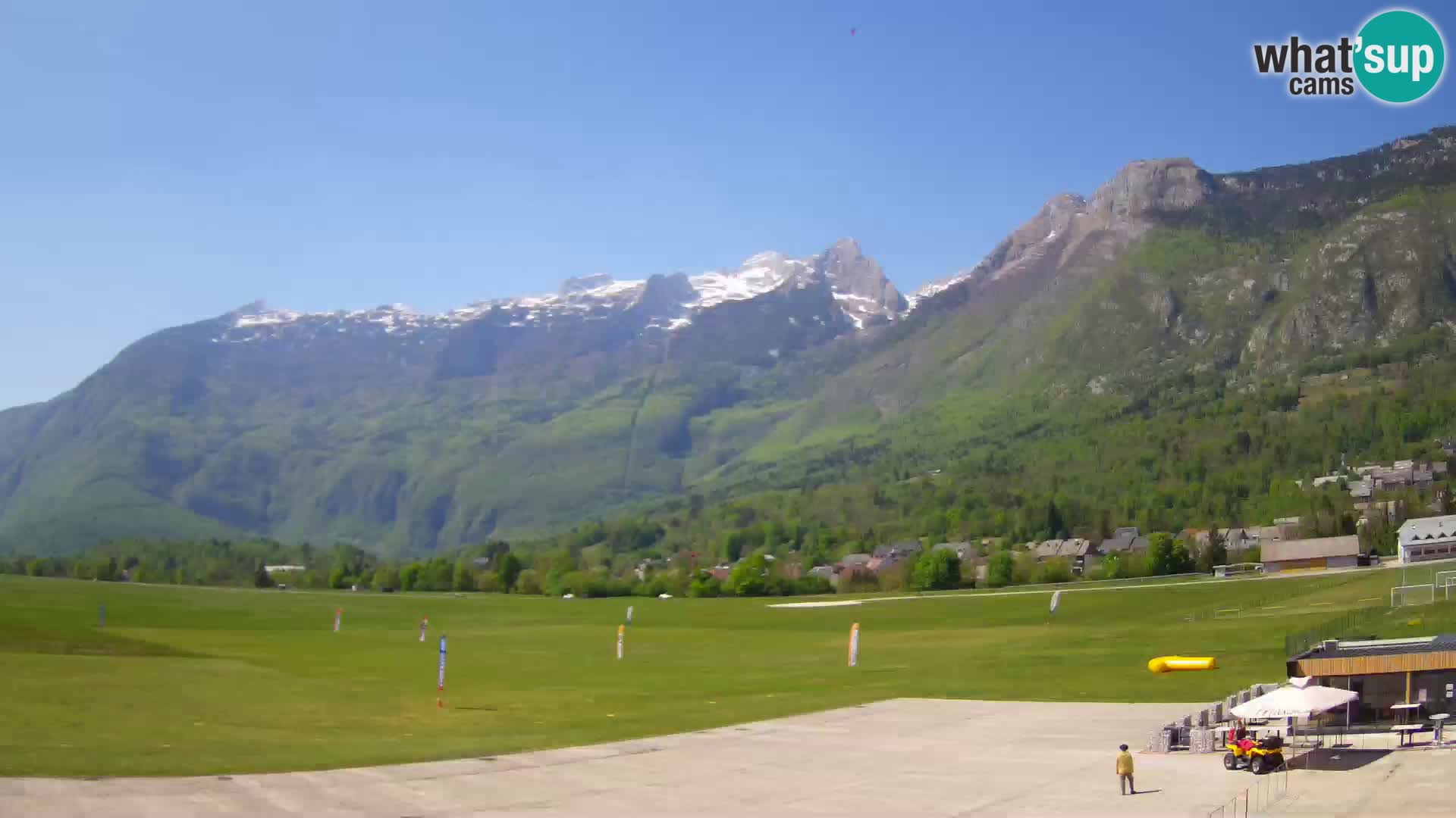 Webcam en direct Aéroport de Bovec – Vue sur Kanin