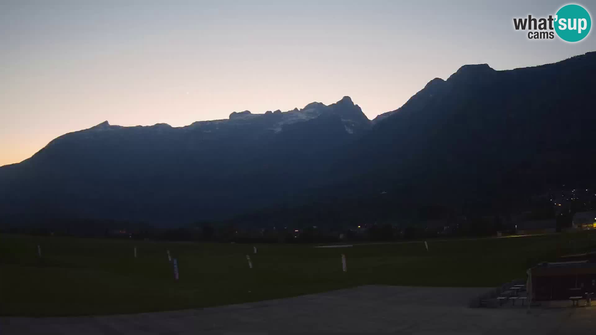 Webcam en direct Aéroport de Bovec – Vue sur Kanin