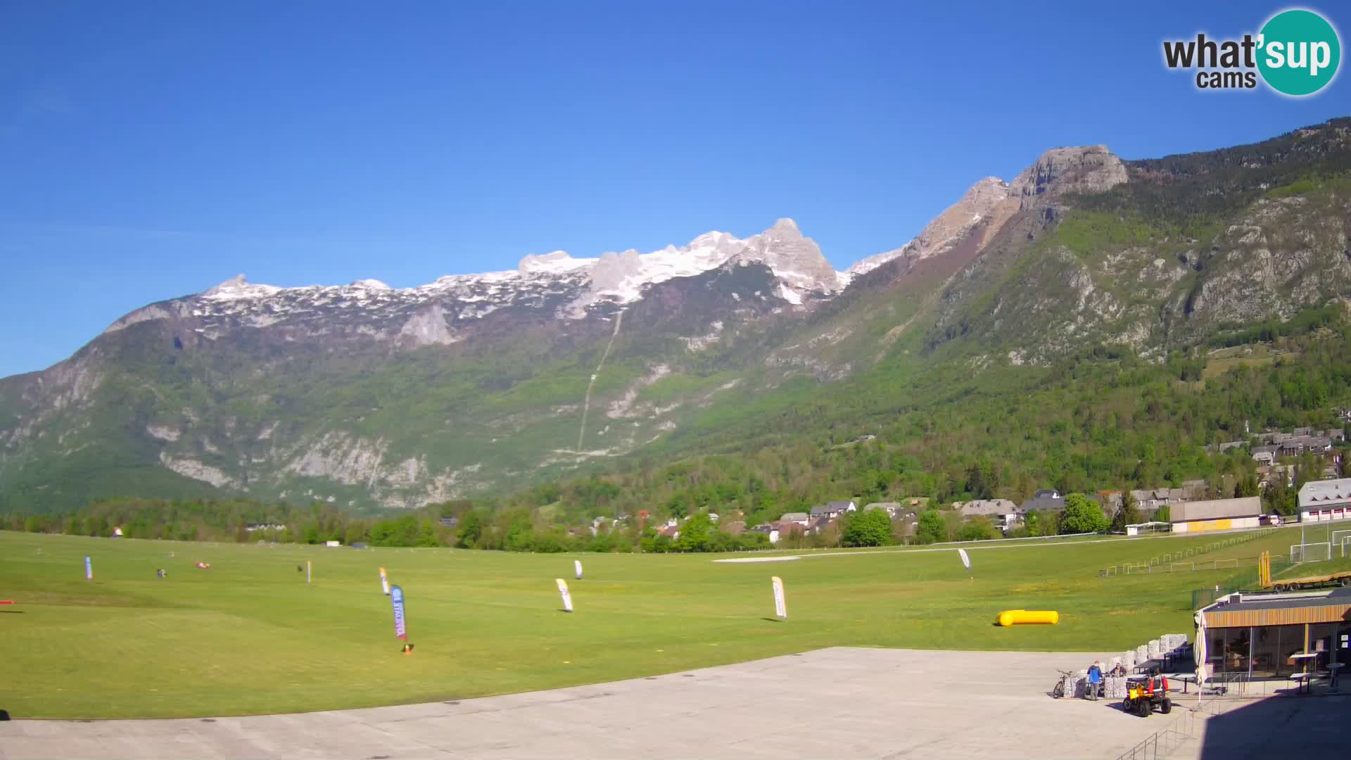 Webcam en direct Aéroport de Bovec – Vue sur Kanin