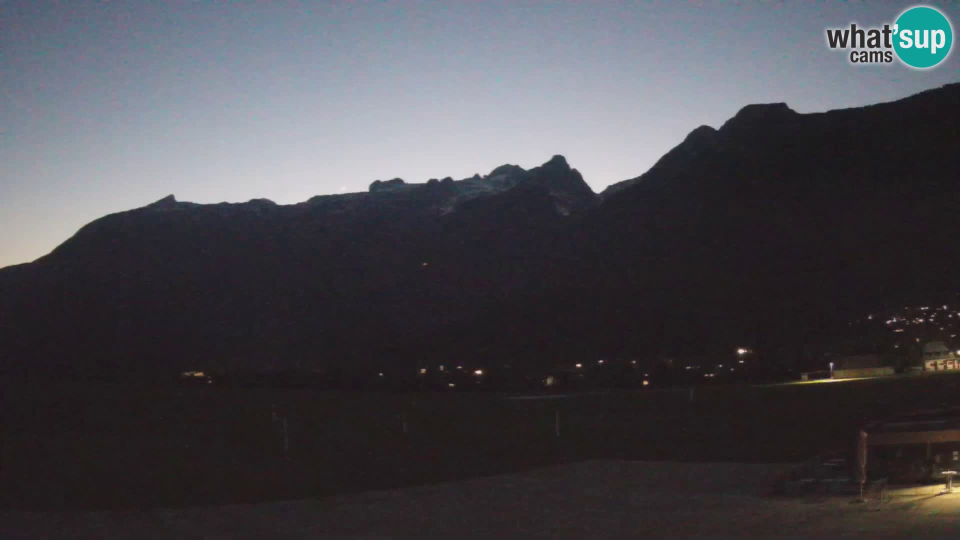Live webcam Bovec airport – View to Kanin