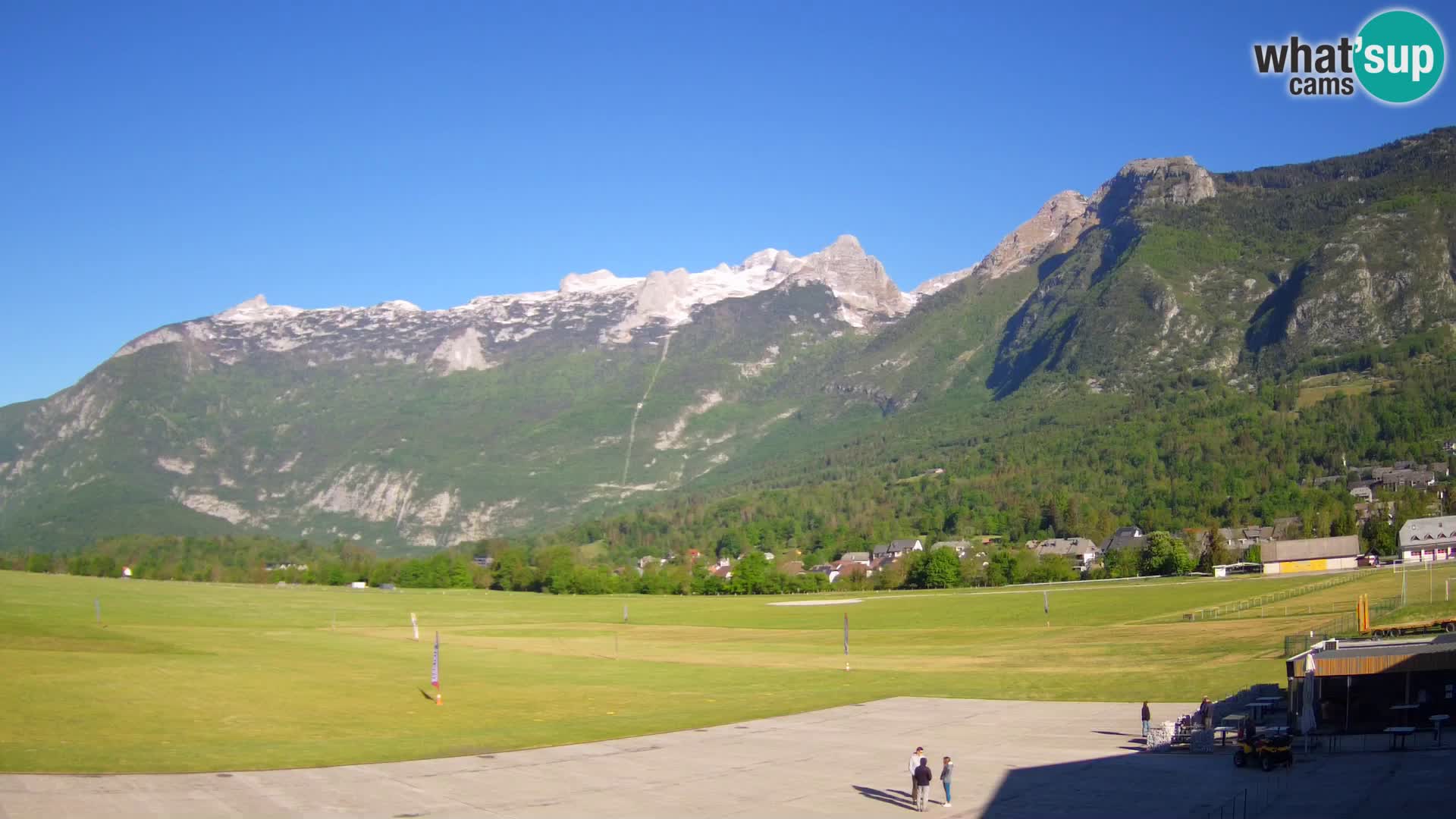 Webcam en direct Aéroport de Bovec – Vue sur Kanin