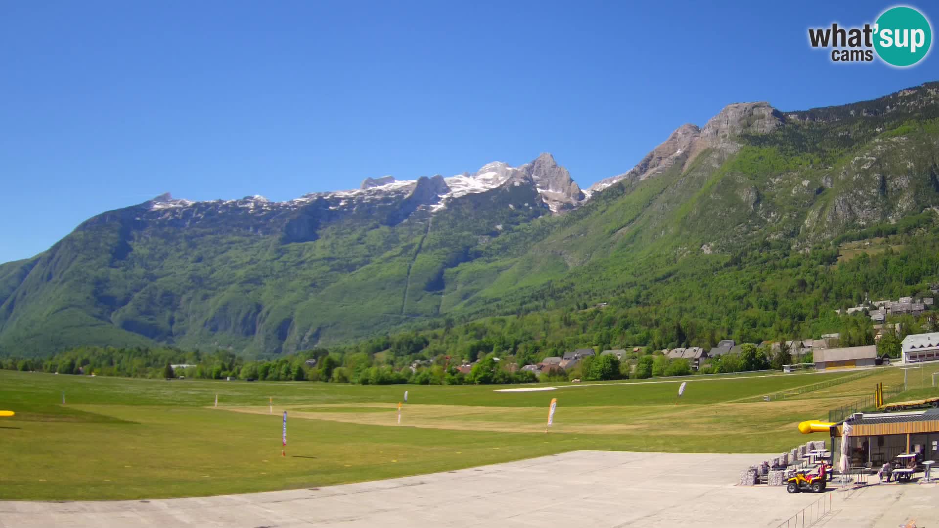 Webcam en direct Aéroport de Bovec – Vue sur Kanin