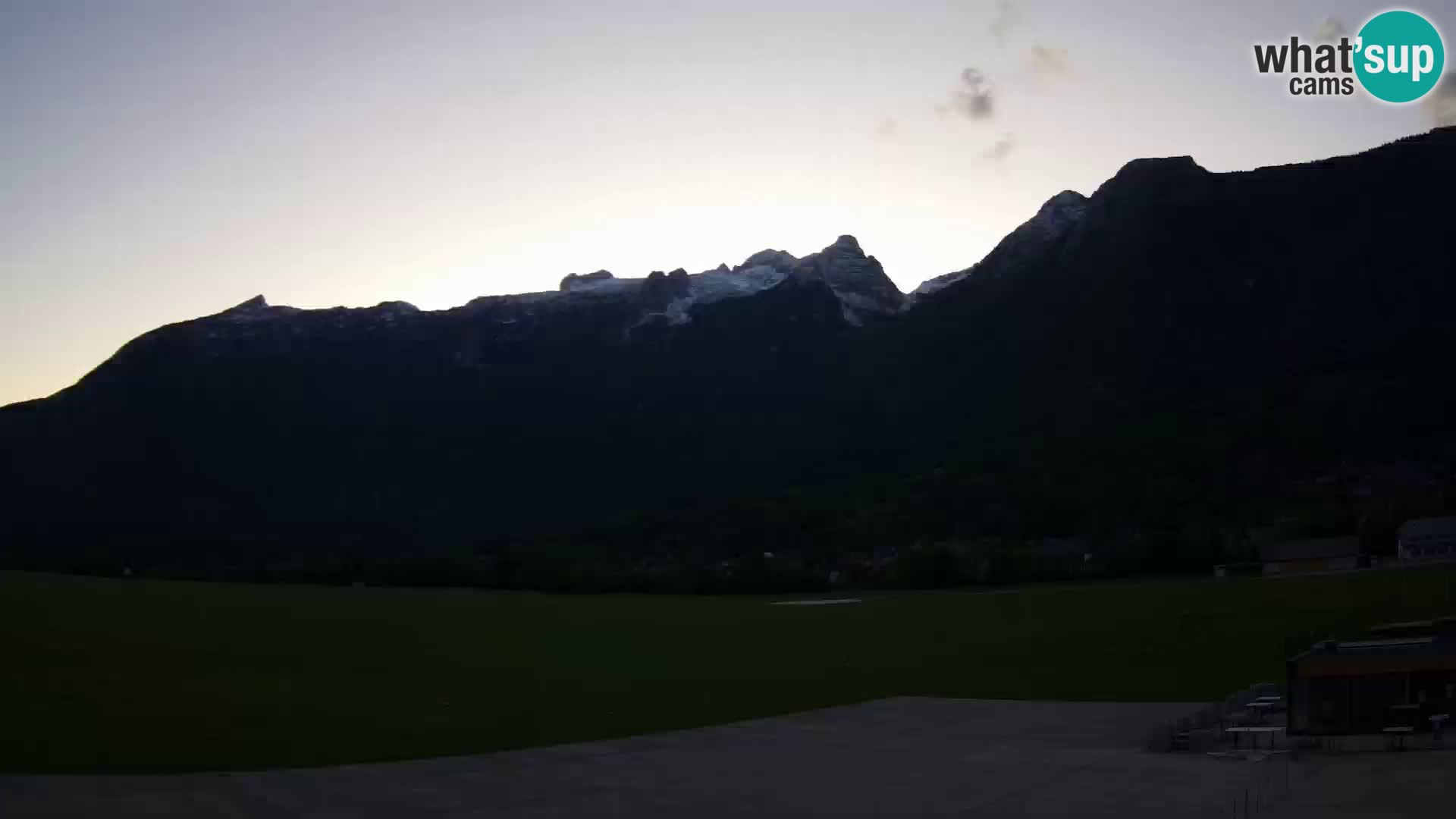 Webcam en direct Aéroport de Bovec – Vue sur Kanin