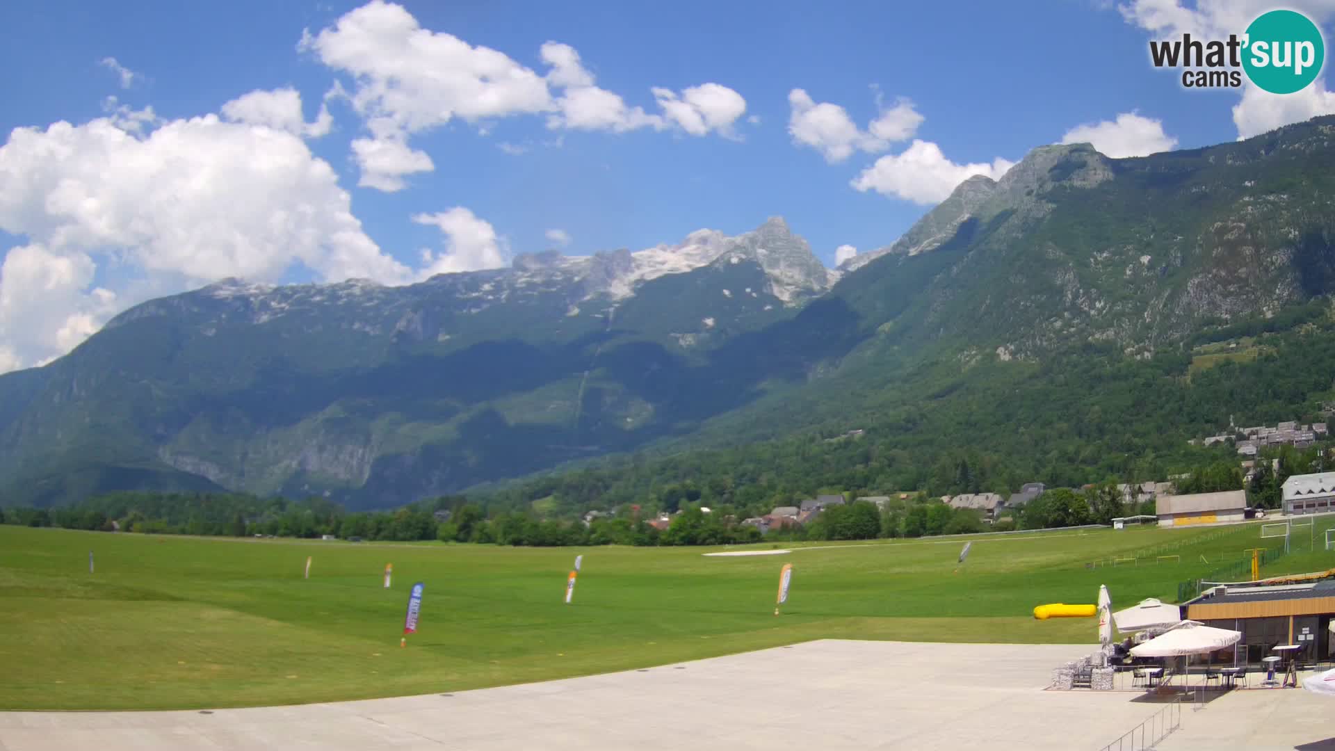 Webcam en direct Aéroport de Bovec – Vue sur Kanin