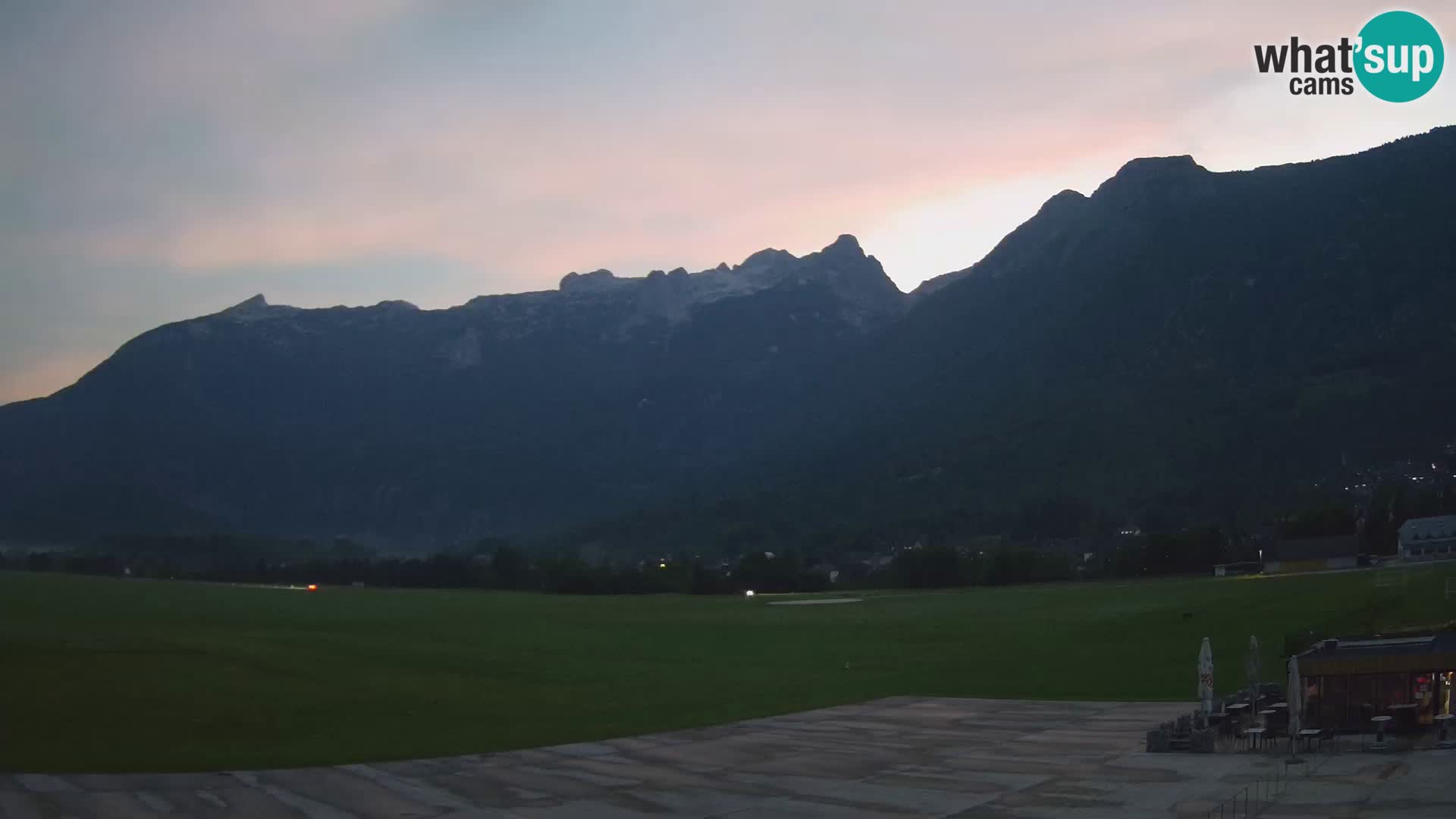 Webcam en direct Aéroport de Bovec – Vue sur Kanin
