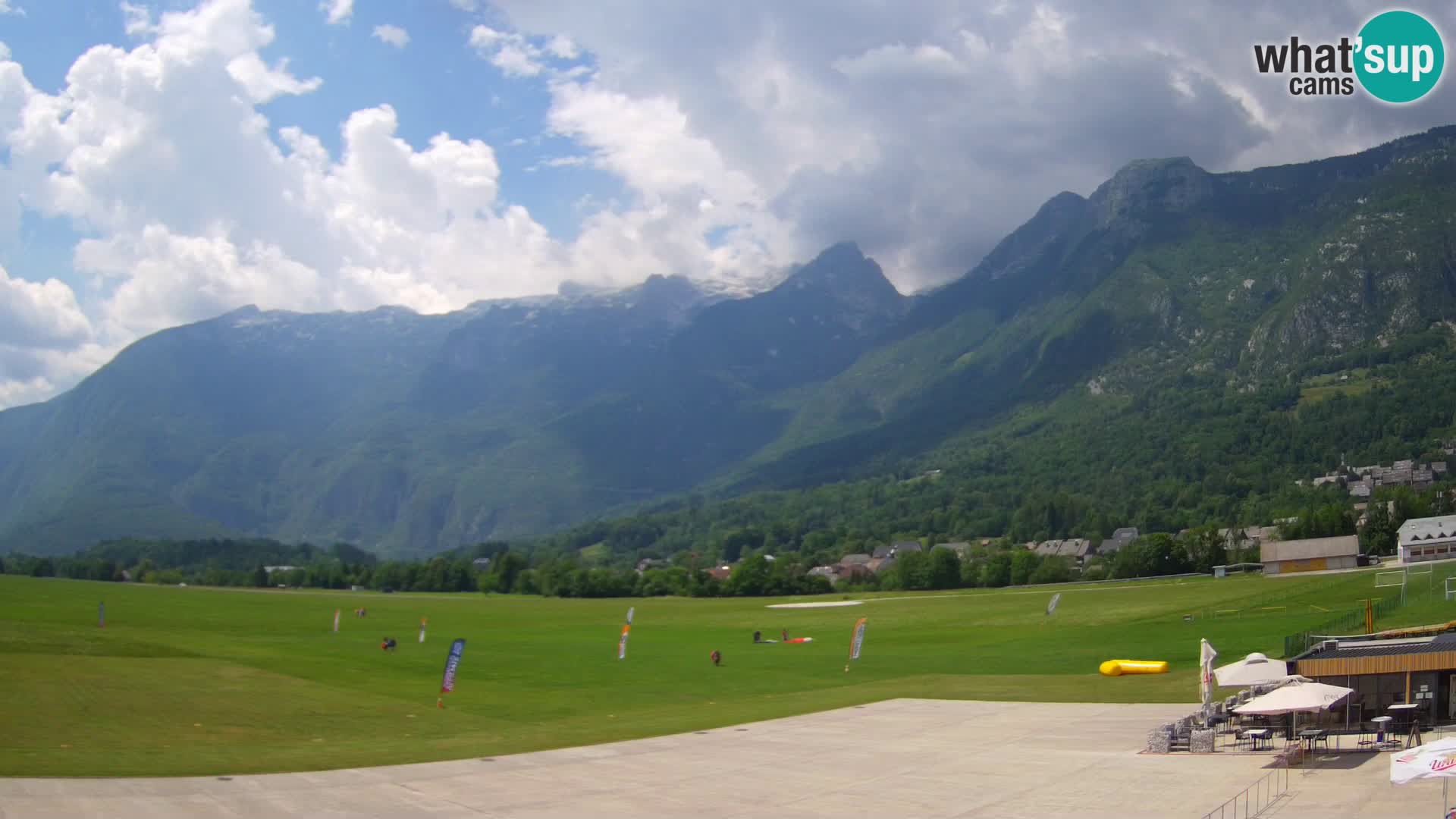 Webcam en direct Aéroport de Bovec – Vue sur Kanin