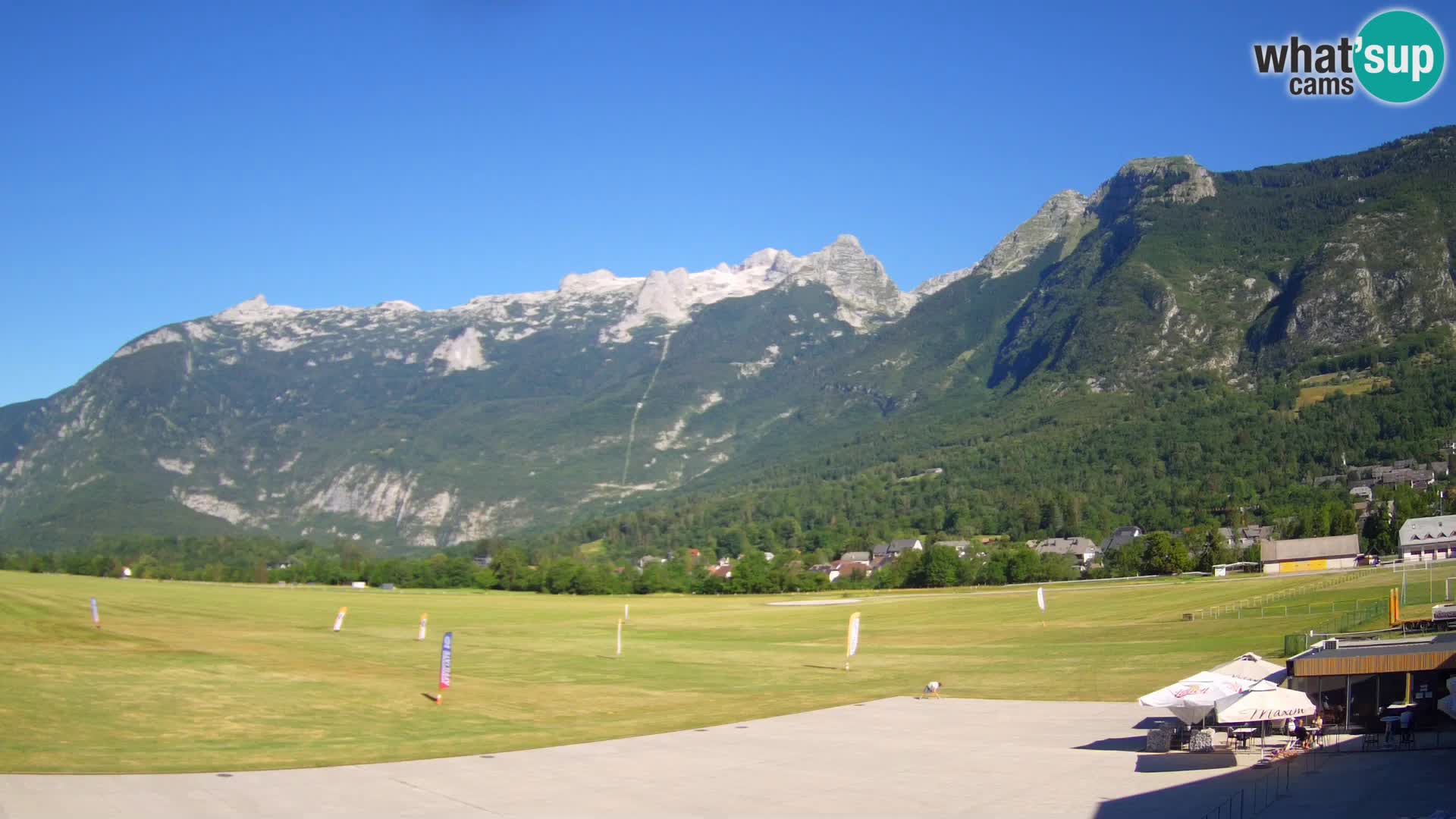 Live webcam Bovec airport – View to Kanin