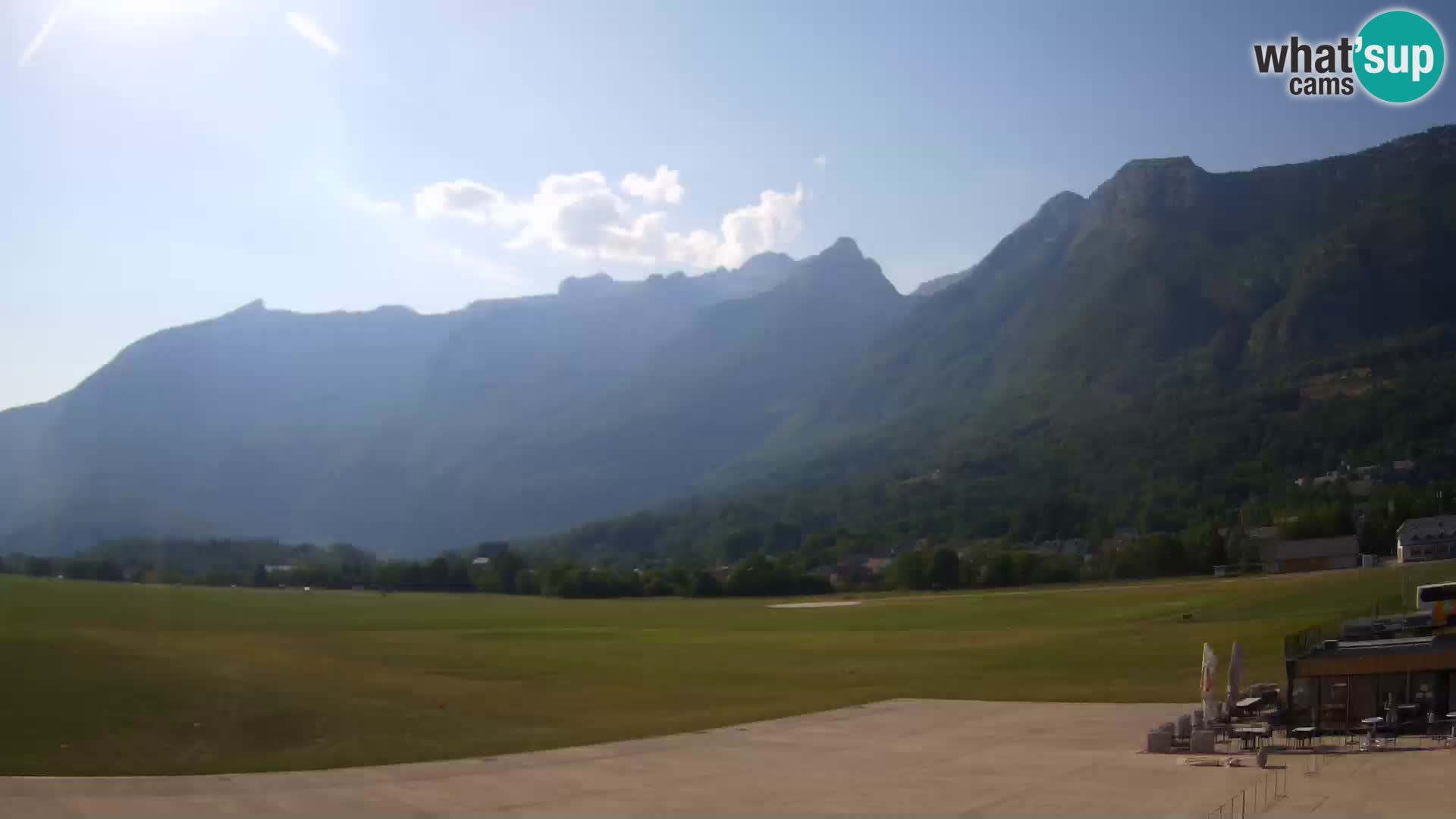 Webcam en direct Aéroport de Bovec – Vue sur Kanin