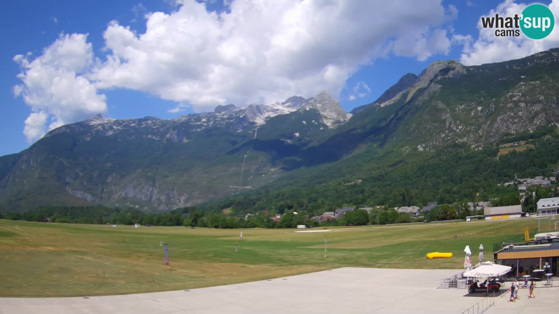 Webcam en direct Aéroport de Bovec – Vue sur Kanin