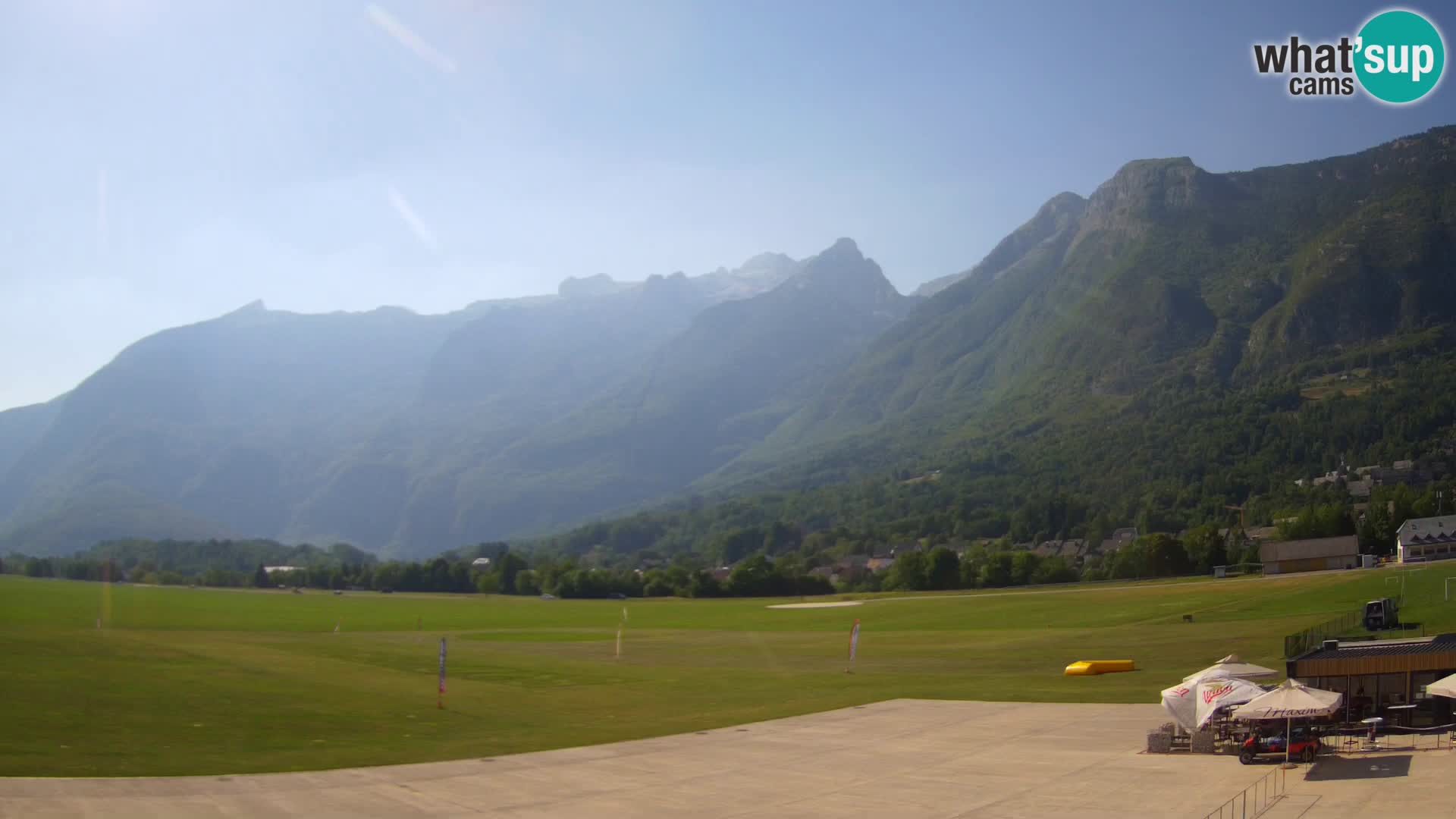 Webcam en direct Aéroport de Bovec – Vue sur Kanin